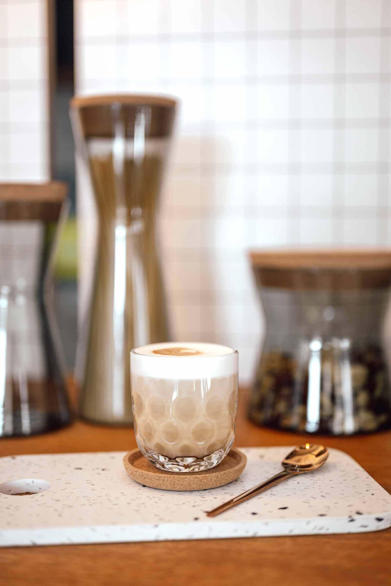LEONARDO Latte-Macchiato-Glas »Kaffeegläser (1) Gocce 220 ml 6er Set transparent«