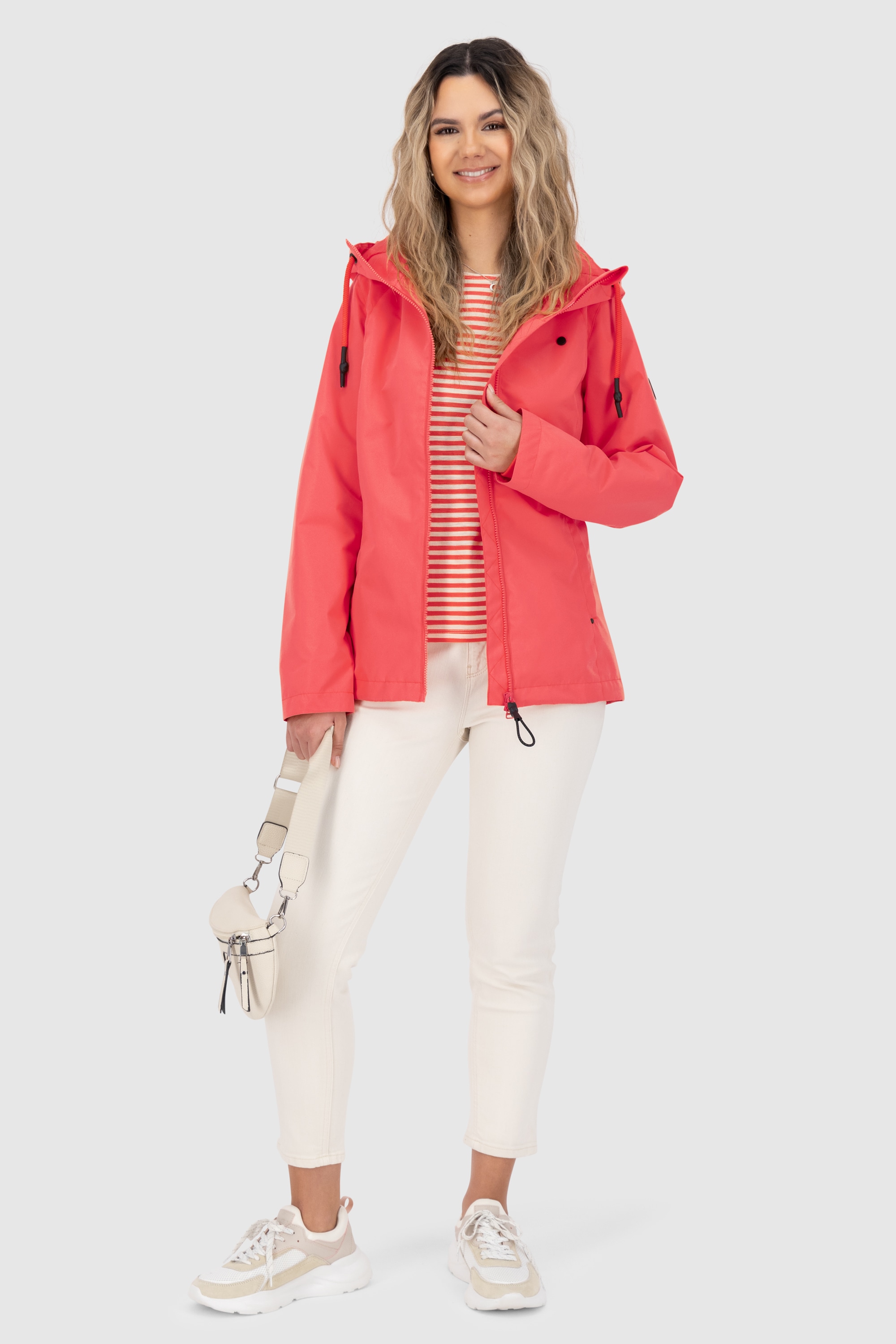 Alife & Kickin Outdoorjacke »LilouAKA« mit Kapuze leichte, taillierte Übergangsjacke mit verstellbarer Kapuze