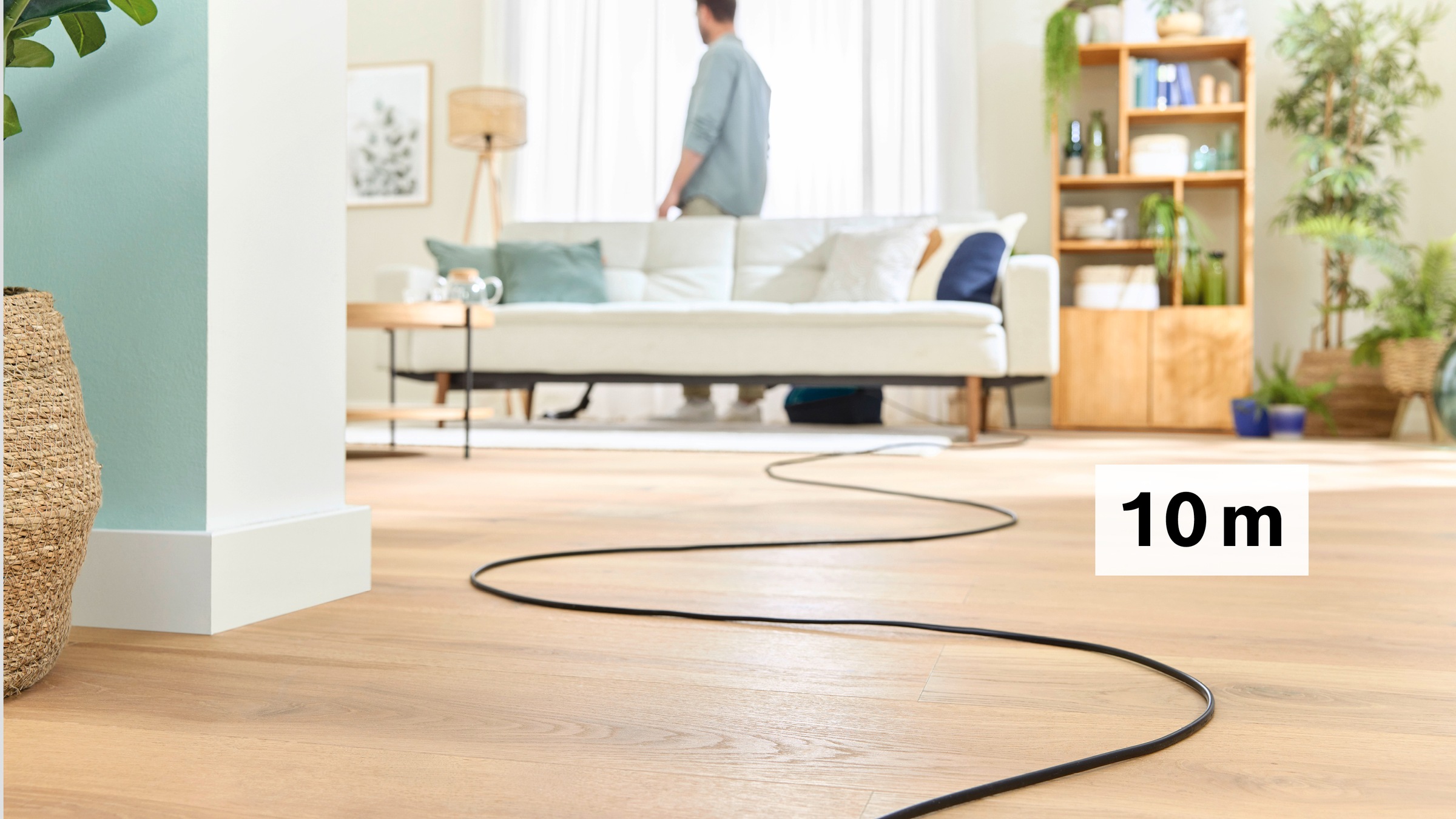 BOSCH Bodenstaubsauger »Serie 6 BGC41XECO, ideal für Allergiker, Hygiene-Filter«, beutellos, 10 Jahre Motorgarantie, XXL-Polsterdüse, lange Fugendüse, leise, blau