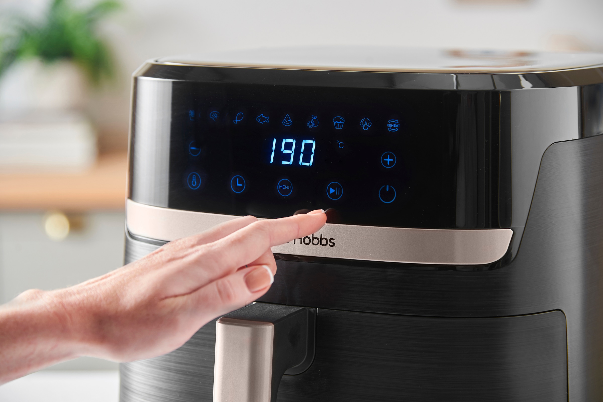 RUSSELL HOBBS Heißluftfritteuse »27630-56 SatisFry, 8,3 L«, 1800 W, Fassungsvermögen 8,3 l, Airfryer–wenig oder kein Öl erforderlich, 9 Programme, 8,3 L