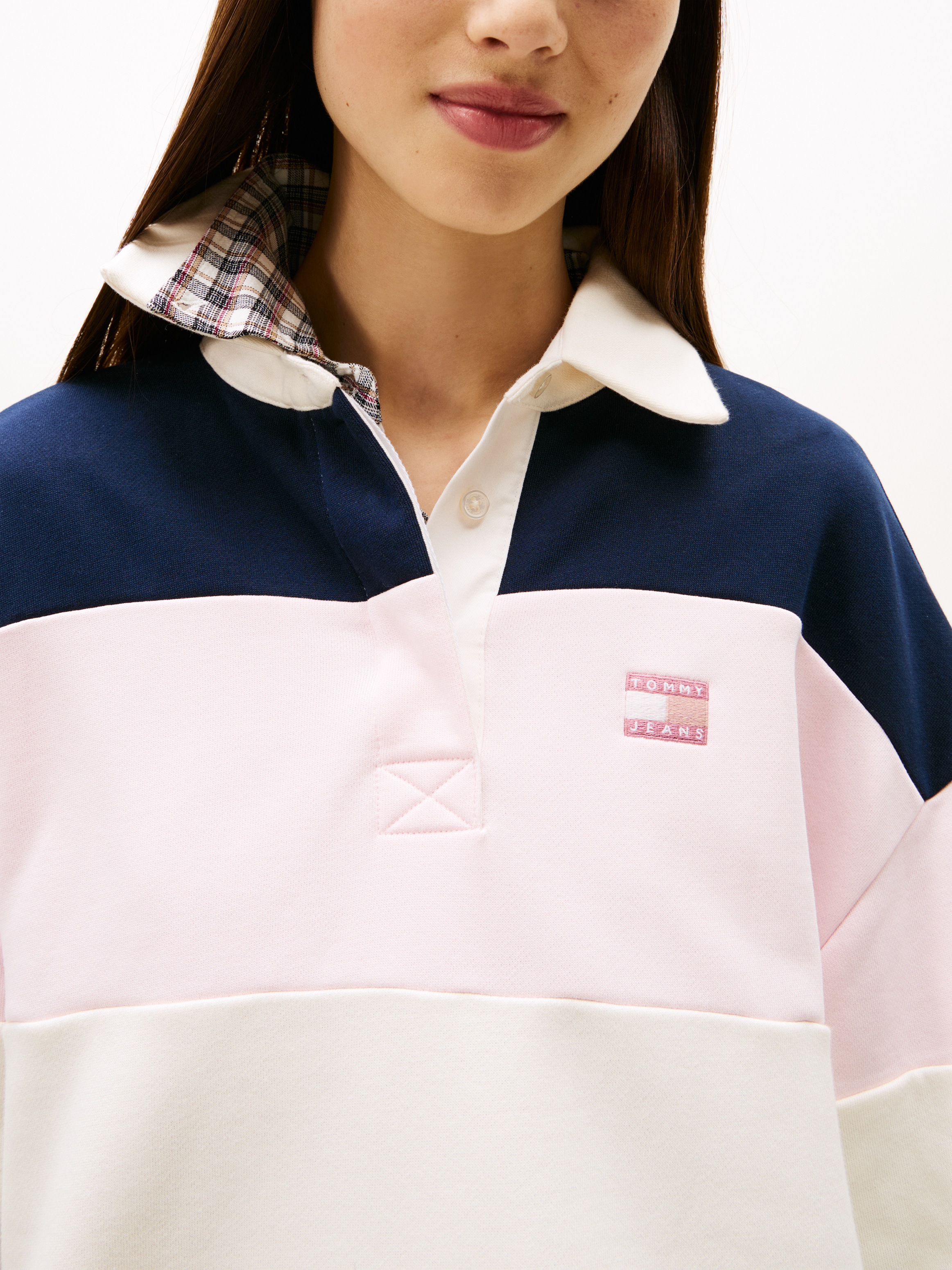 Tommy Jeans Sweatshirt »TJW BADGE STRIPE RUGBY, Oversized Fit Rugby-Shirt«, Rugby-Streifen, farblich abgestimmter Tommy-Badge auf Brust
