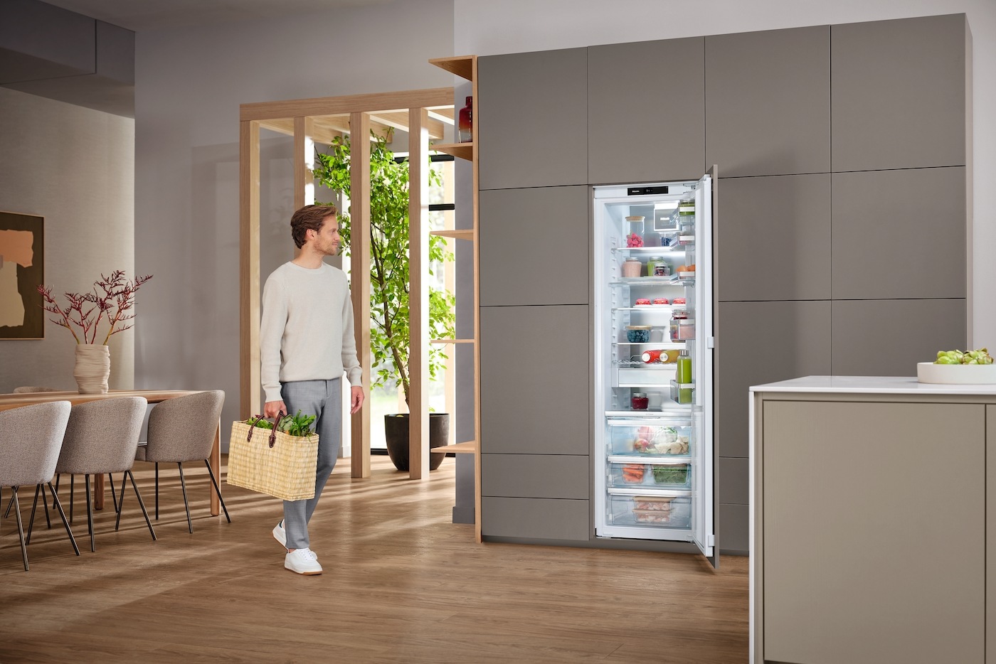 Miele Einbaukühlschrank »K 7797 C R«