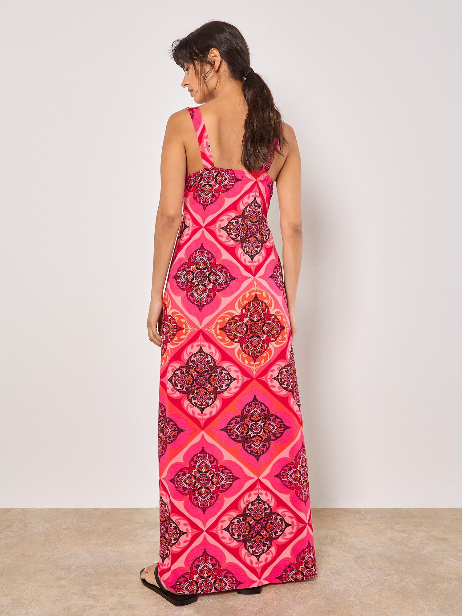 Apricot Maxikleid »Maxikleid« mit Kacheldruck