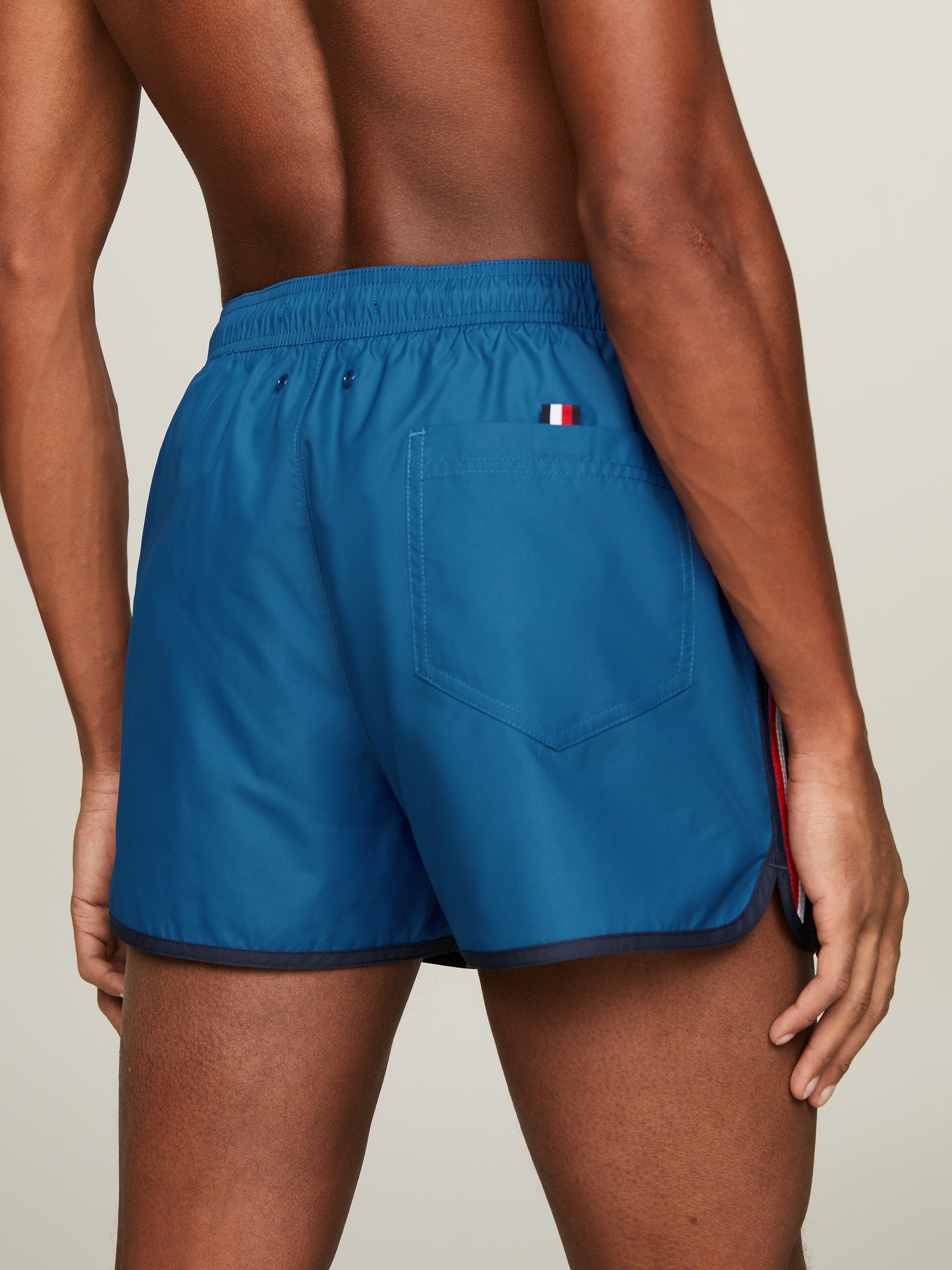 Tommy Hilfiger Swimwear Badeshorts »RUNNER«, mit Brand-Streifen