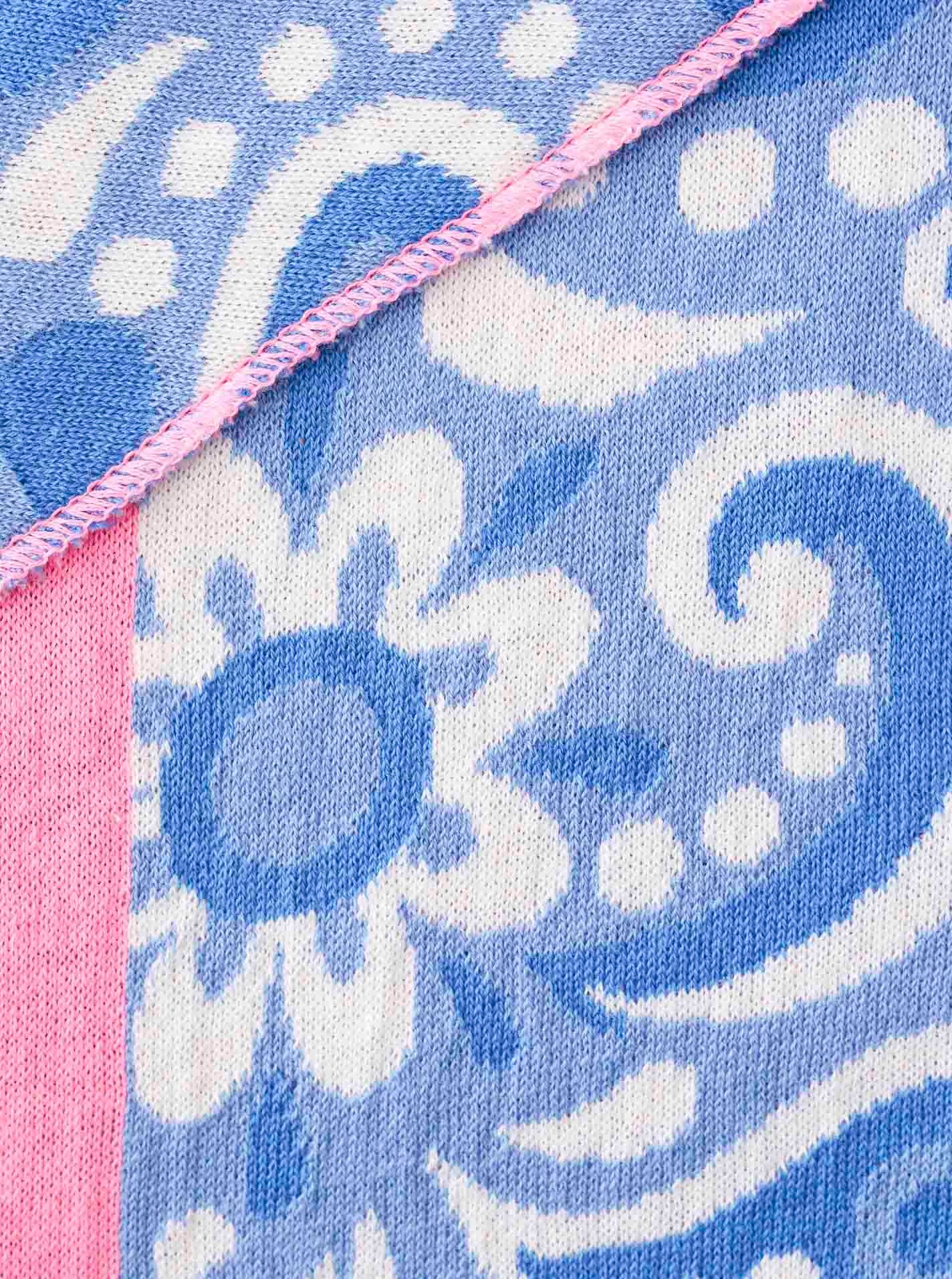 Zwillingsherz Dreieckstuch »"Blumige Aussichten"« Florales Muster, Kante Uni, Strick