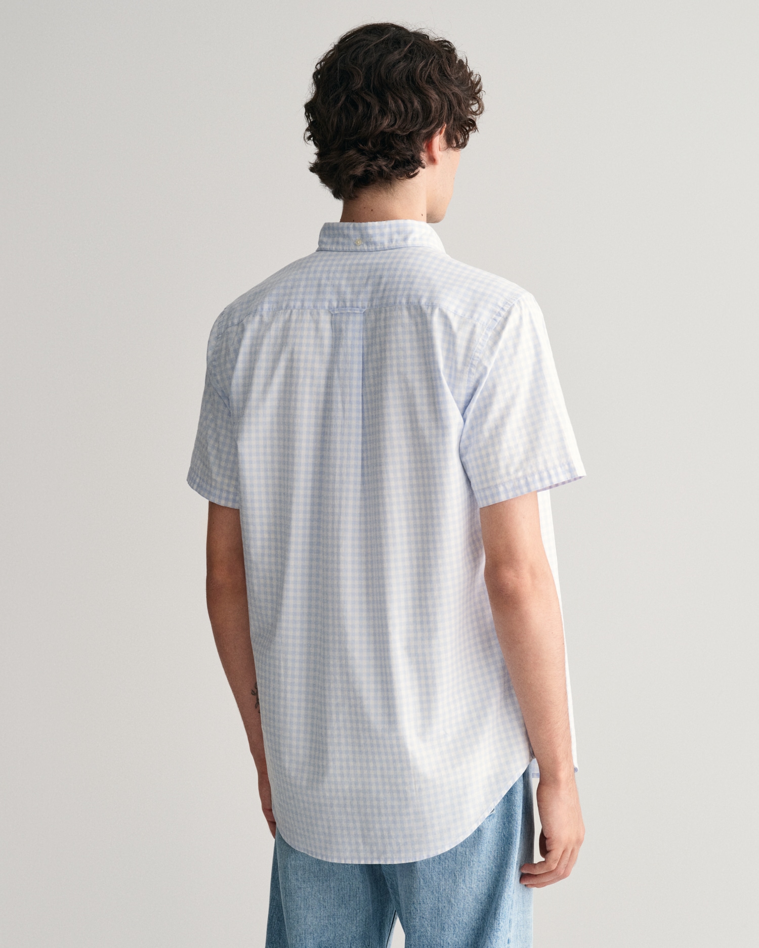 Gant Kurzarmhemd »Regular Fit Gingham Popeline Hemd strapazierfähig pflegeleicht kariert«, mit einer kleinen Logostickerei auf der Brusttasche