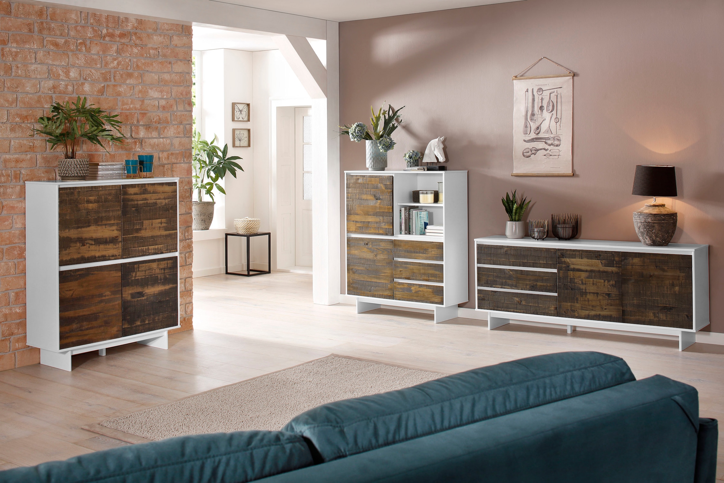 Home affaire Sideboard »Morgan«, aus massivem Kiefernholz, mit eingefrästen Griffmulden, Breite 165 cm