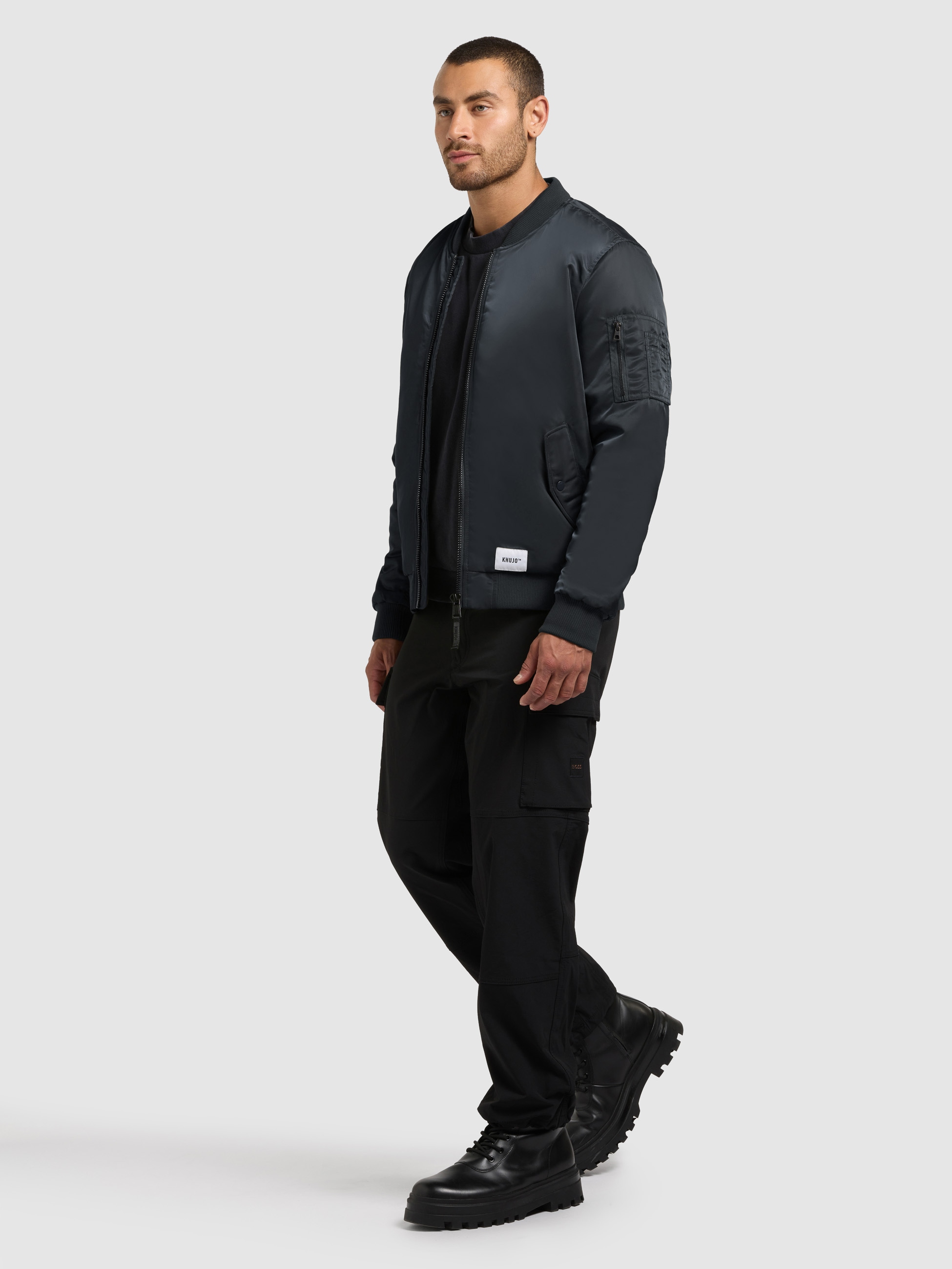 khujo Bomberjacke »ADON« leicht glänzendes Material