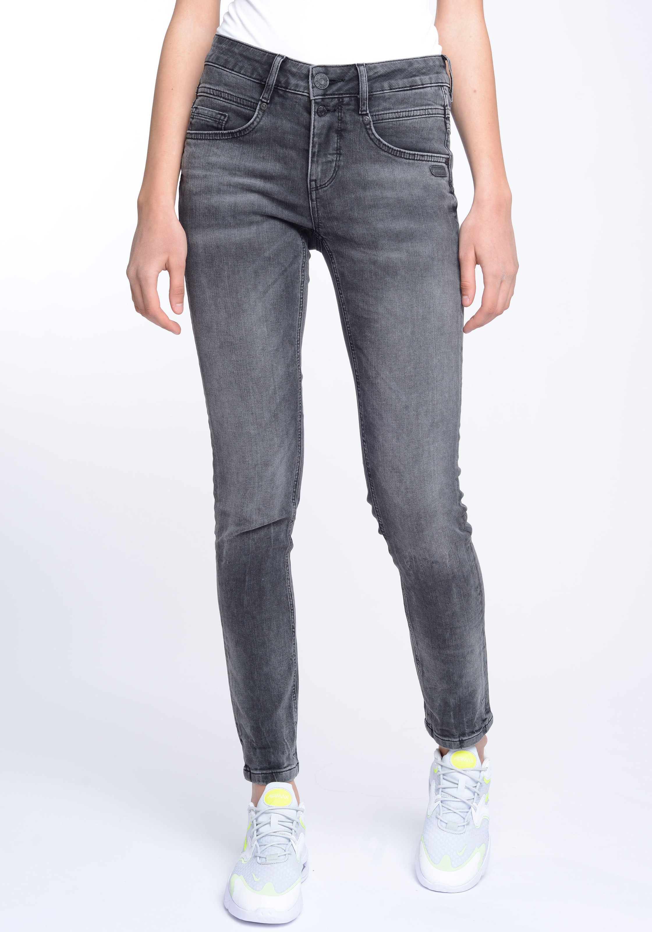 Skinny-fit-Jeans »94MORA«, mit 3-Knopf-Verschluss und Passe vorne