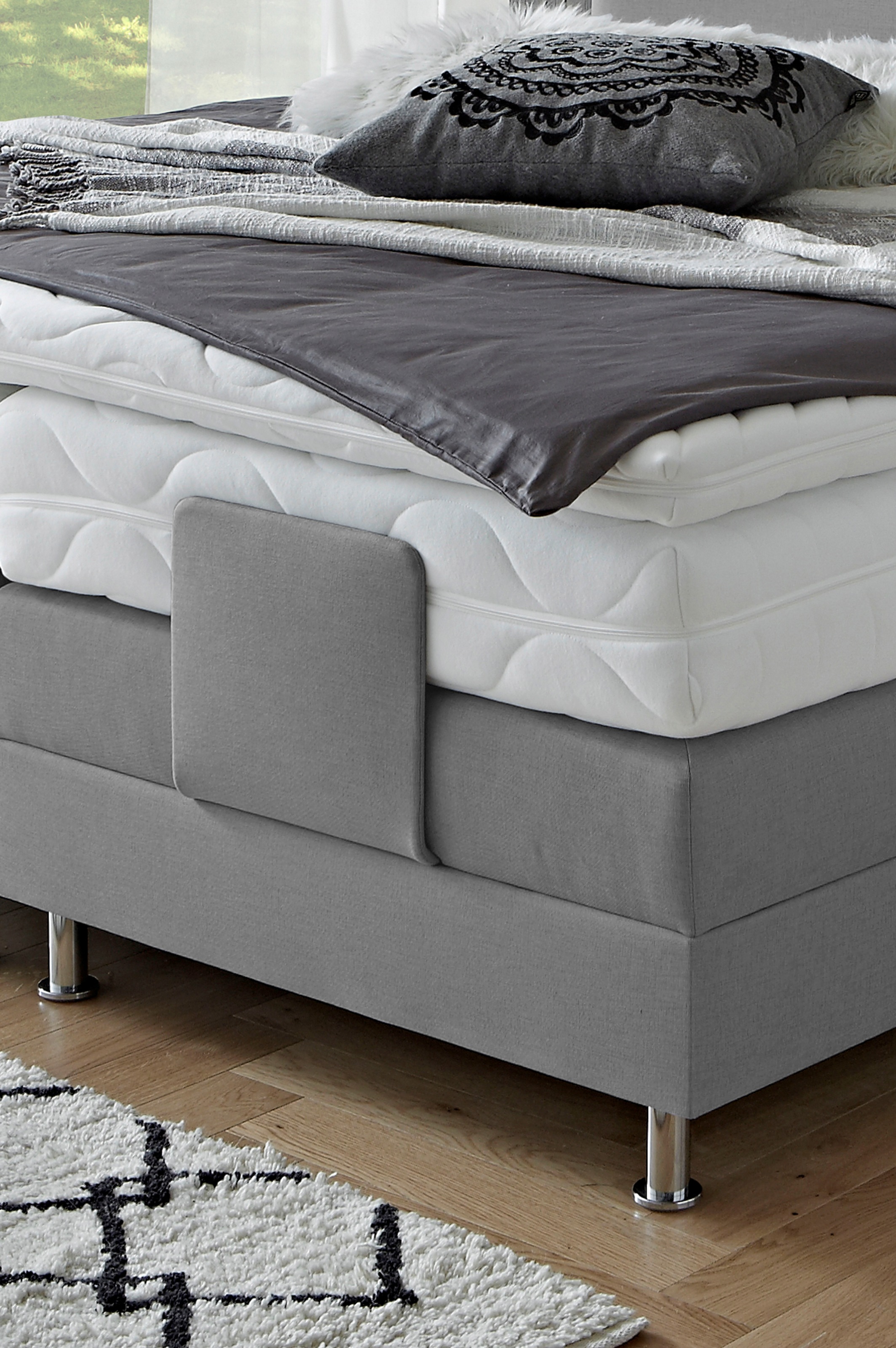 Westfalia Schlafkomfort Boxbett »Lissabon wahlweise in den Breiten 160x200cm, 180x200cm & 200x200cm« inkl. Motor, Auswahl aus 2 Matratzentypen und 3 Härtegraden