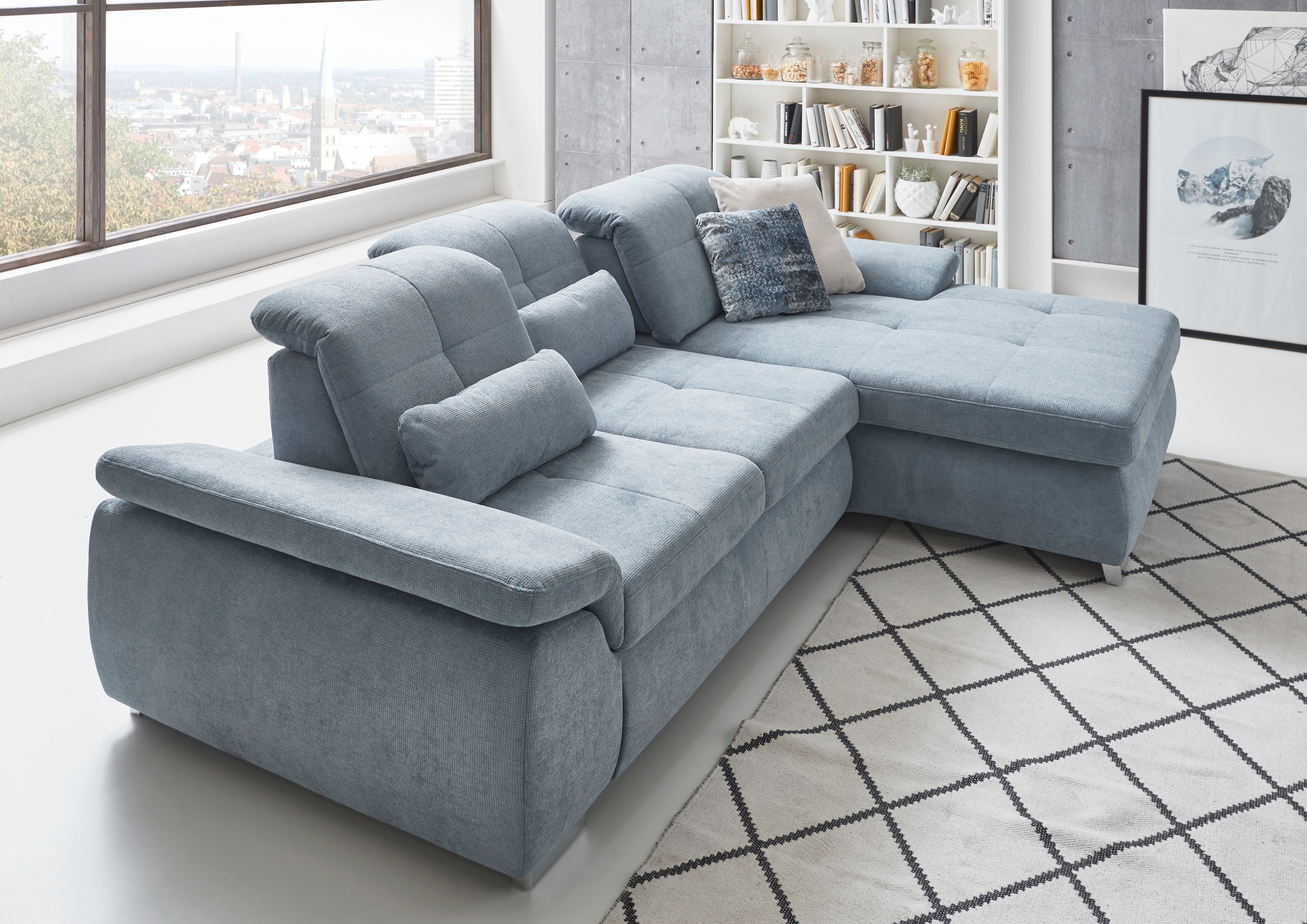 Die PlanBar Ecksofa »MP-IN16037 L-Form, Breite 289 cm, mit Kaltschaum-Polsterung« mit Sitztiefenverstellung & Zierkissen