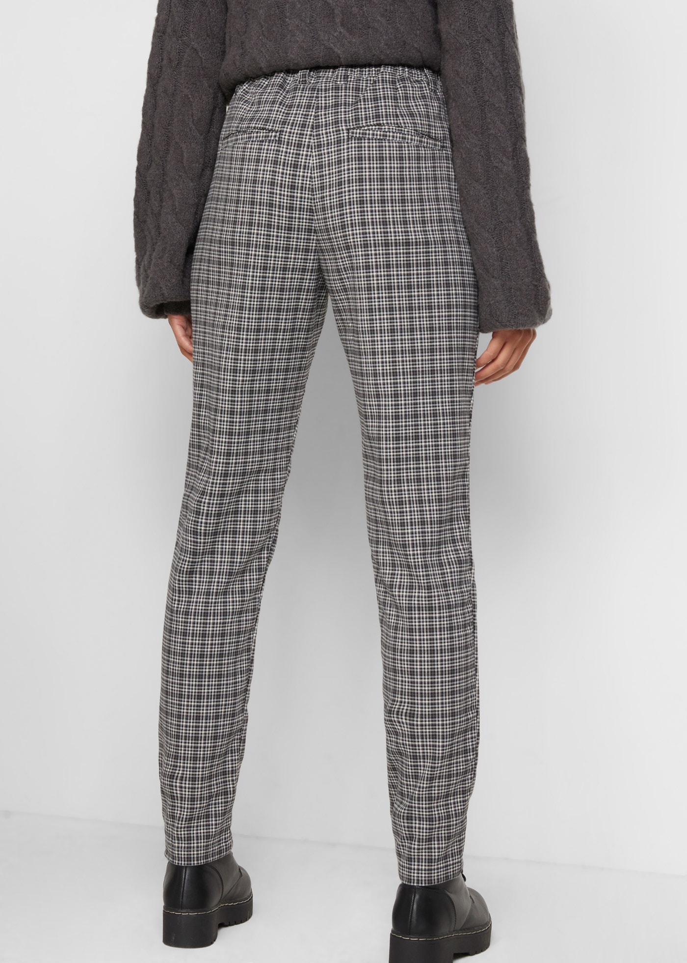 bonprix Schlupfhose  aus Polyester, Viskose und Elasthan, teilweise elastischer Bund