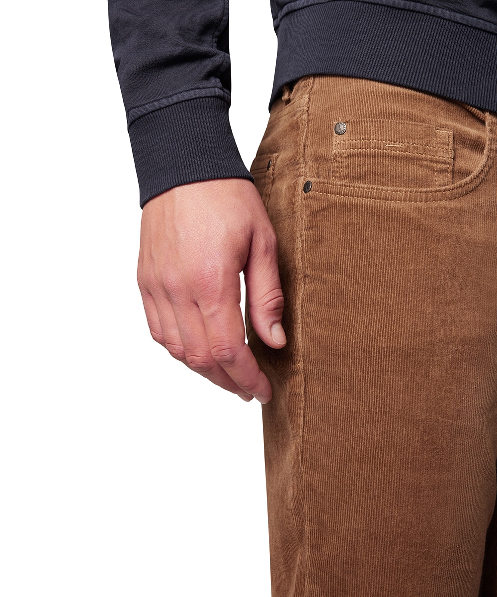Pioneer Authentic Jeans Cordhose »RANDO«, im Five-Pocket Style