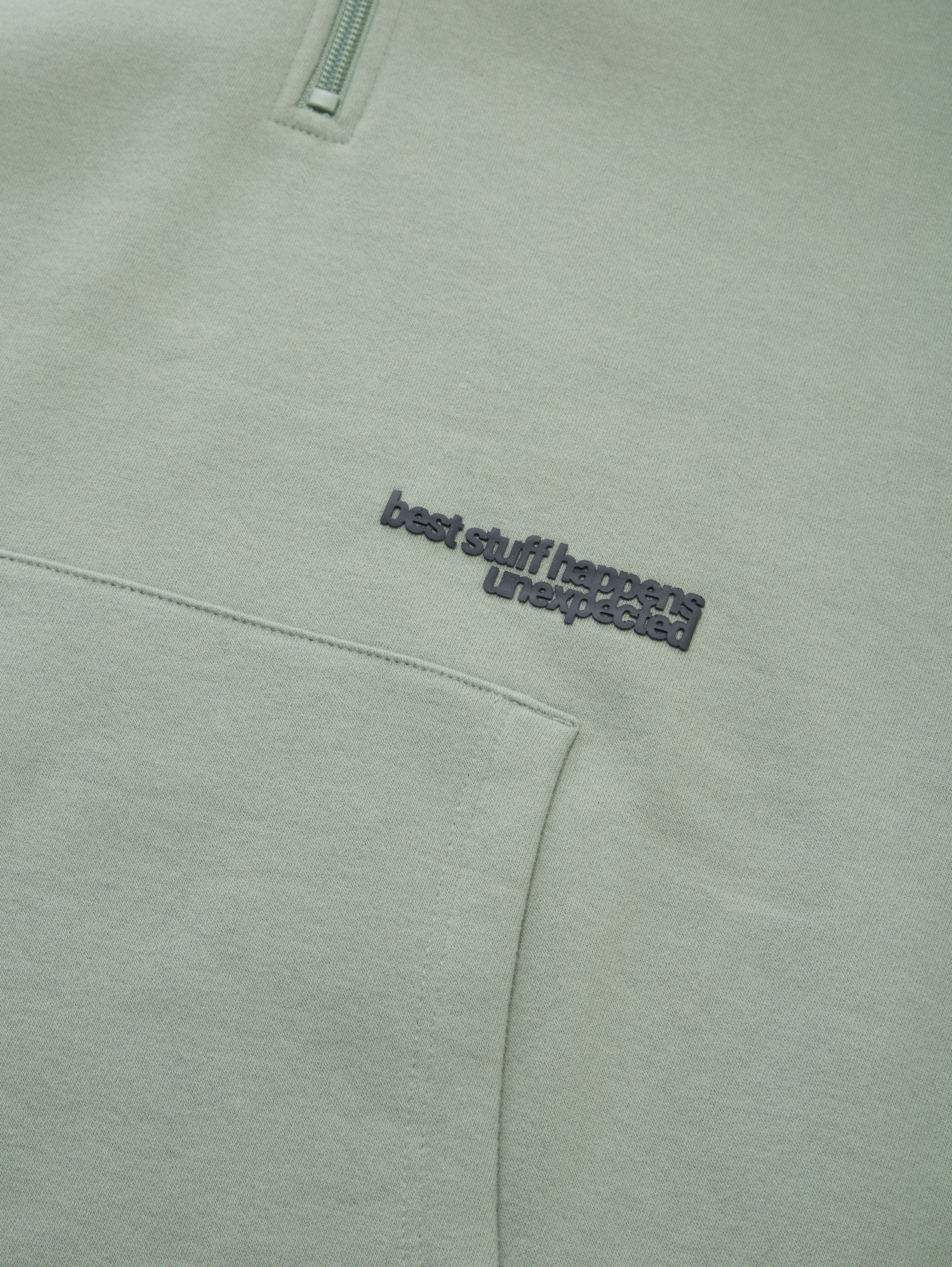 TOM TAILOR Kapuzensweatshirt mit Zipper und Statement-Badges