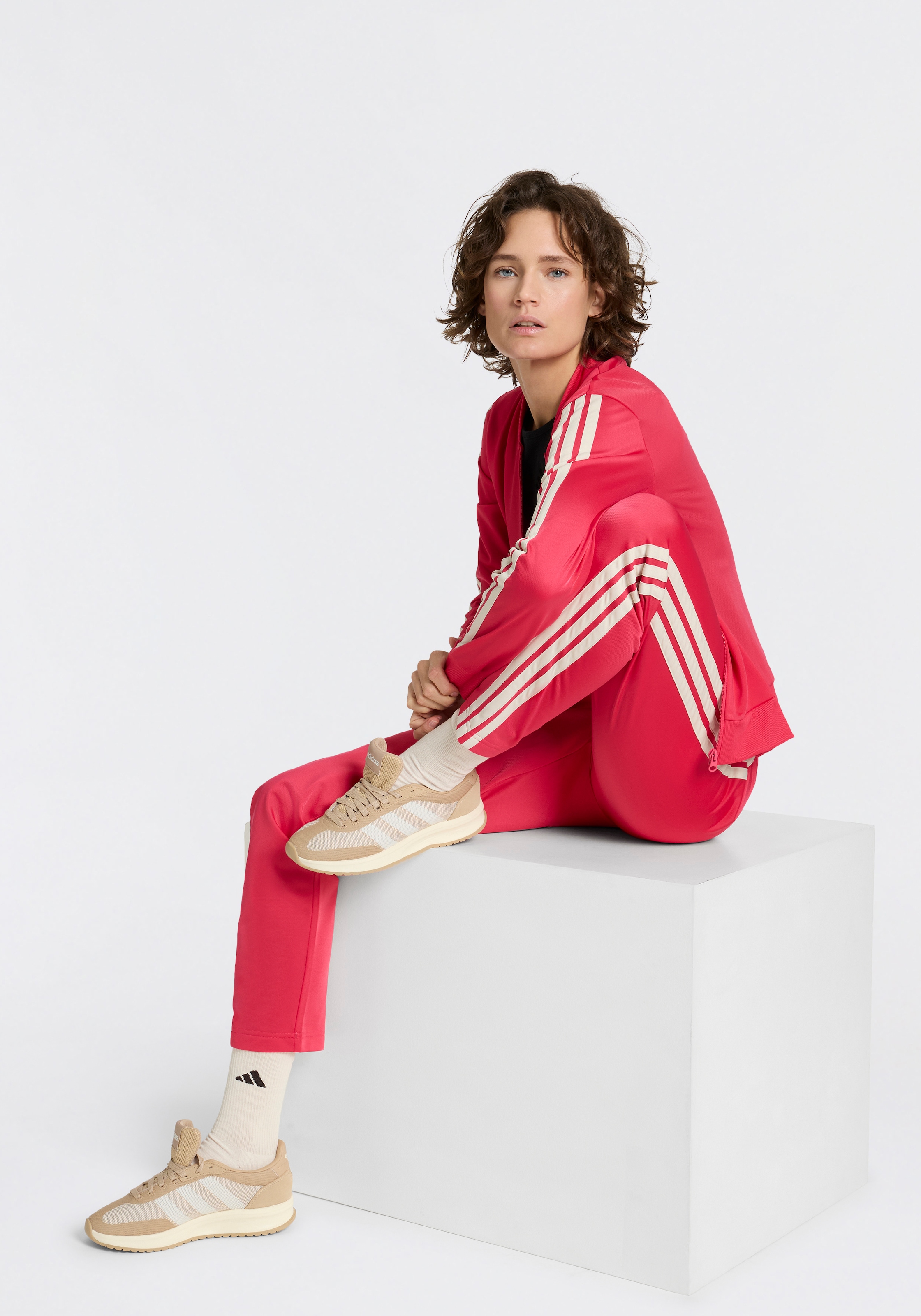 adidas Sportswear Sneaker »RUN 70S 2.0«  inspiriert vom Design des SL72