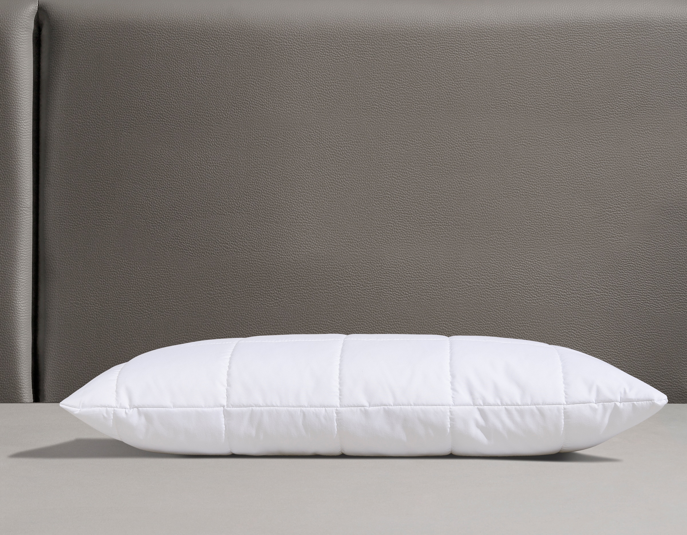 fan Microfaserkissen »Stützendes Kopfkissen Komfort Plus XXL-Warm, in 40x80 oder 80x80 cm«, (1 St.), flauschig, kuscheliges Kopfkissen