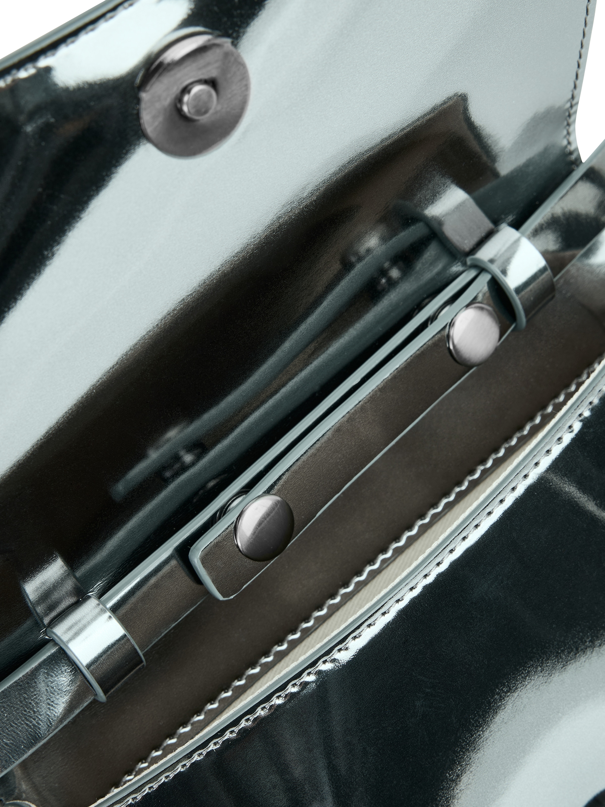 Marc Cain Mini Bag »"Noble Neutrals"«, Schultertasche, Umhängetasche, Mini Bag im Metallic-Look