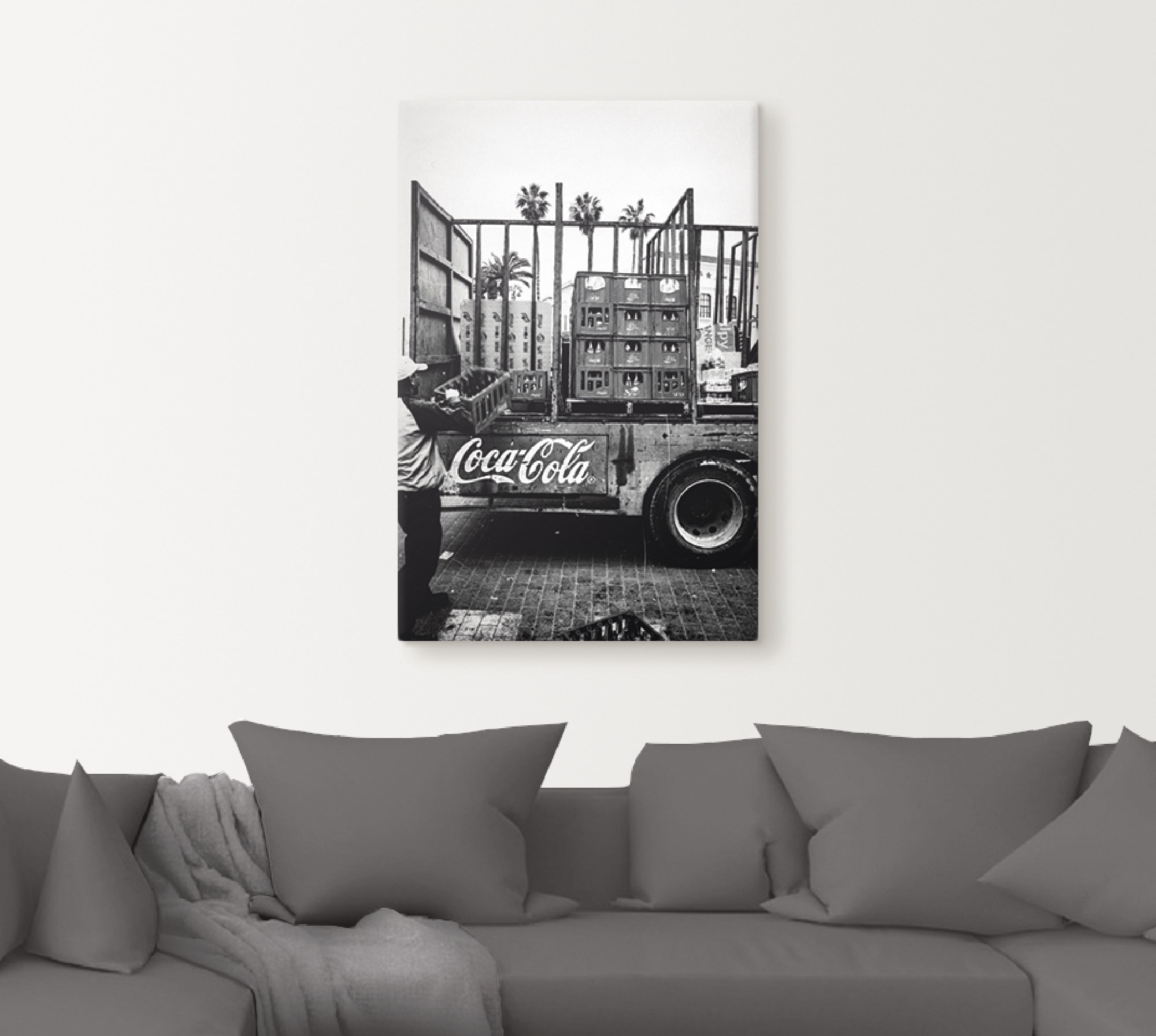 Artland Wandbild »CocaCola-LKW in El Jadida - Marokko«, Auto, (1 St.), als Alubild, Outdoorbild, Leinwandbild, Poster, Wandaufkleber