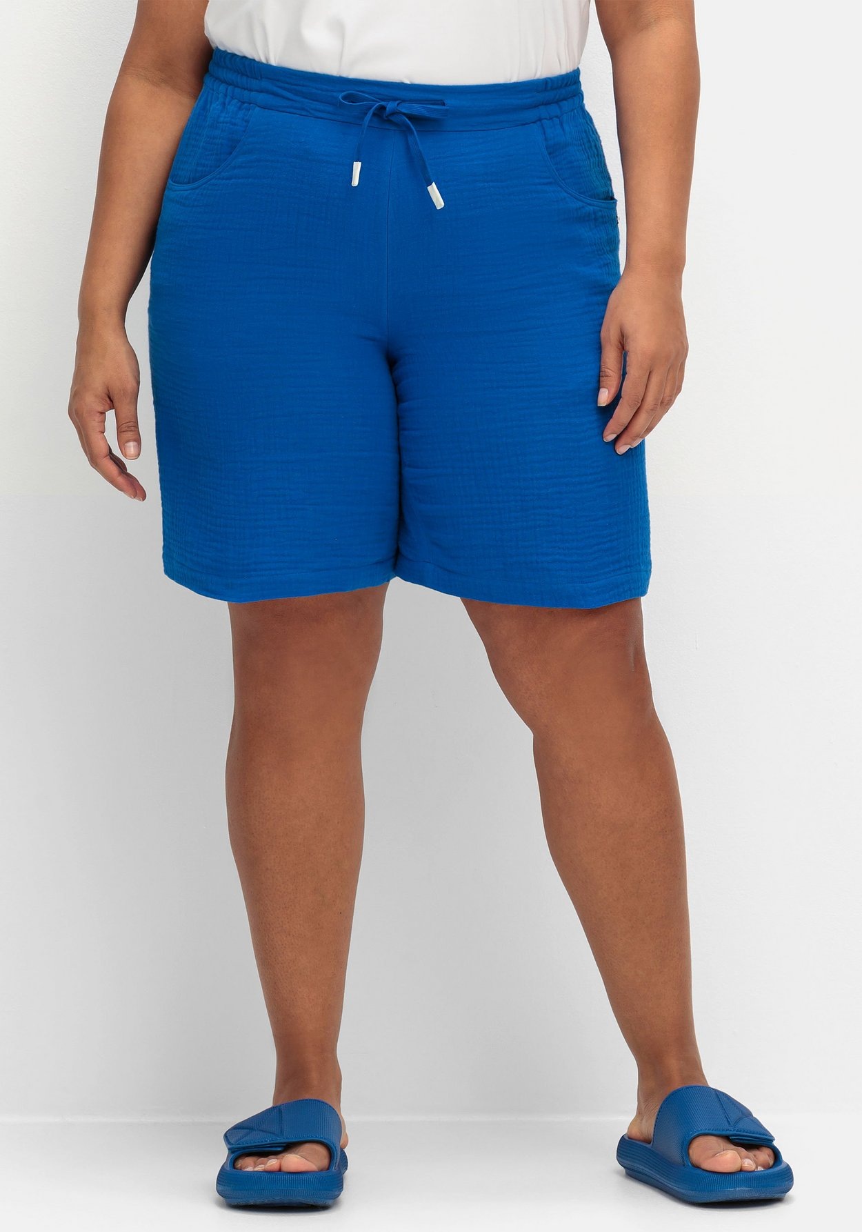 Sheego Bermudas »Shorts mit Schlupfbund, aus Musselin«