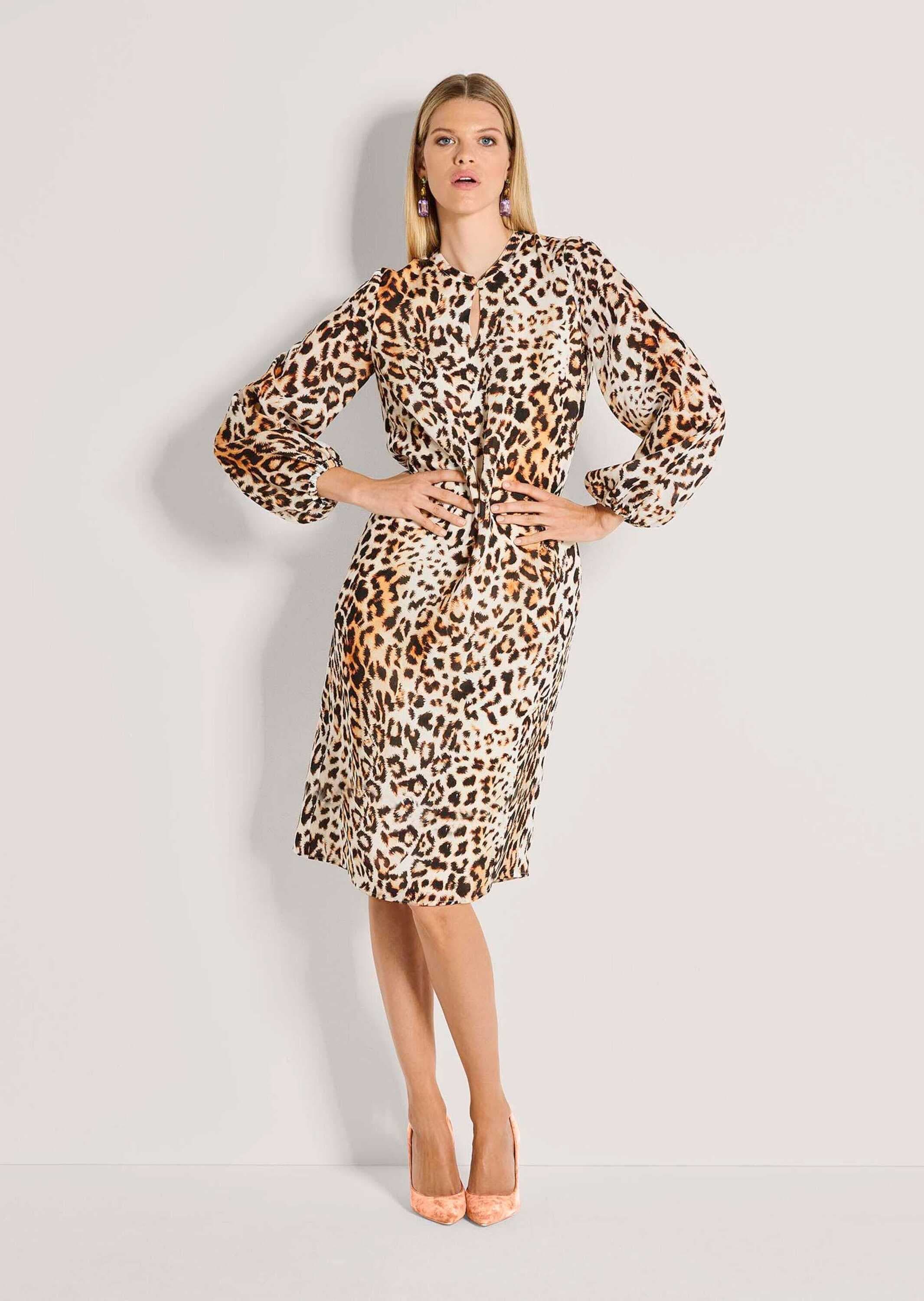 MADELEINE Midikleid »Midikleid Druckkleid mit Animal-Print«