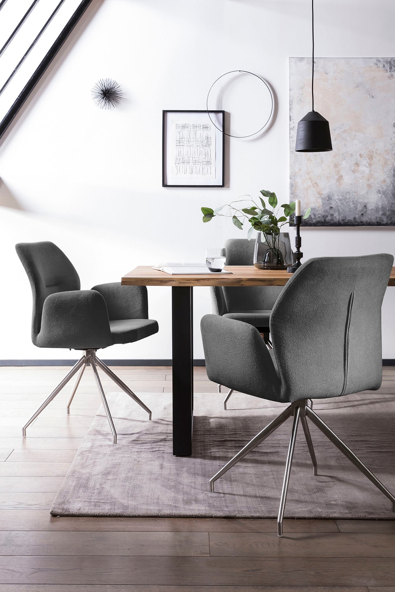 SalesFever Esszimmerstuhl »Taormina Armlehnstuhl, Gestell Edelstahl silber«, 1 St., Strukturstoff, Esszimmersessel, 180° Drehfunktion, Gestell aus rostfreiem Edelstahl