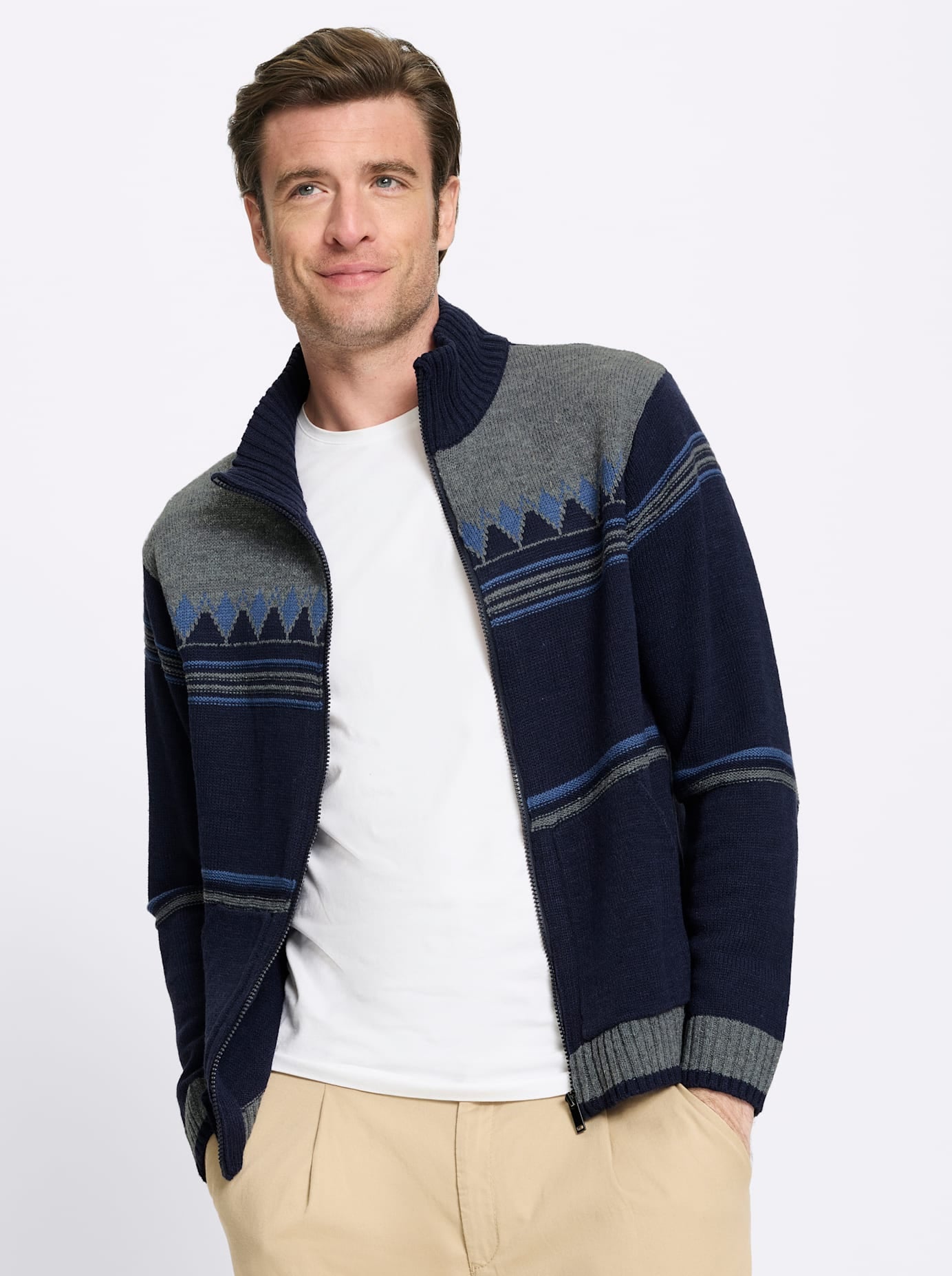 Catamaran Cardigan