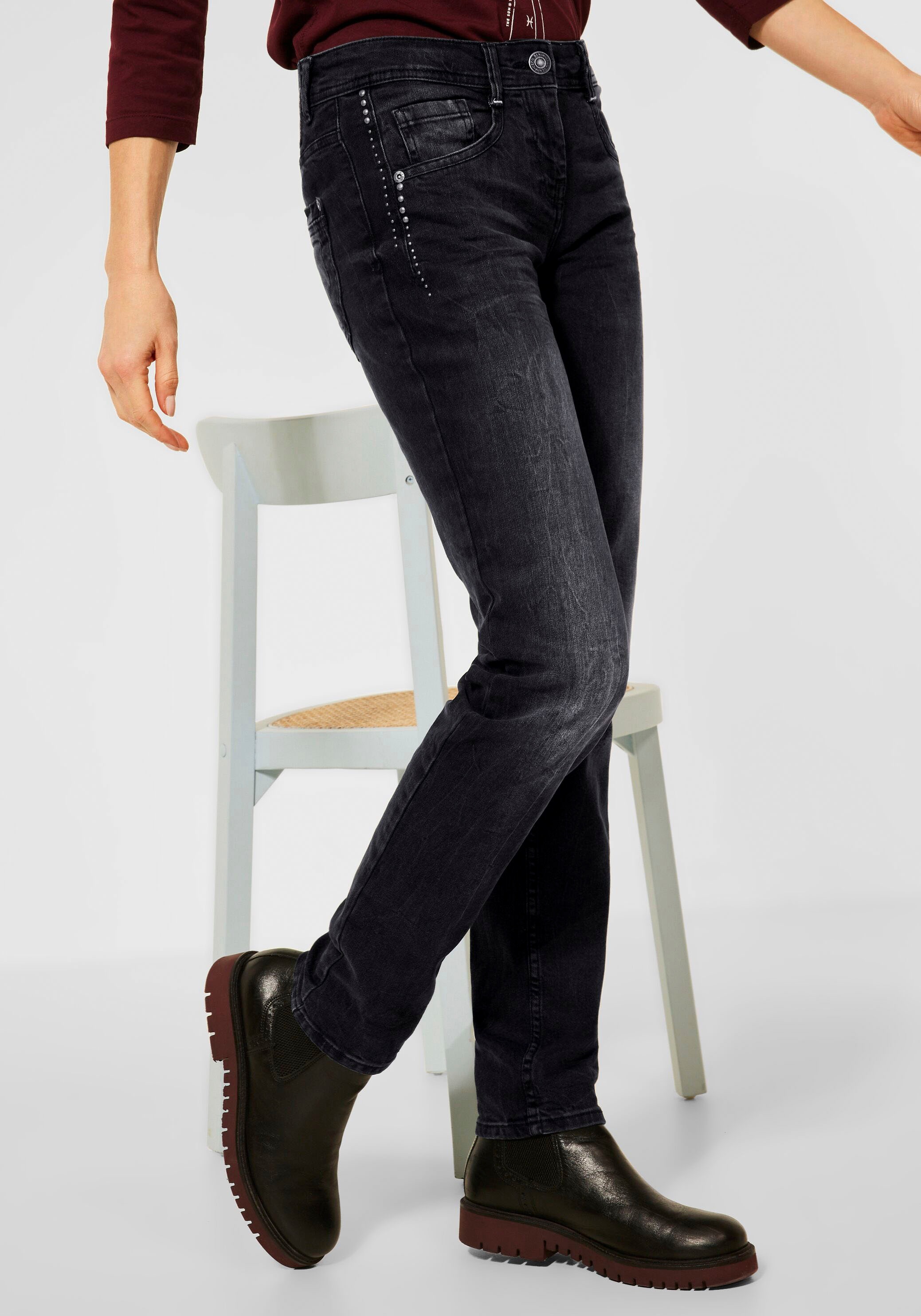 Cecil Slim-fit-Jeans »Style Charlize«, in schwarzer Waschung mit Used-Effekt