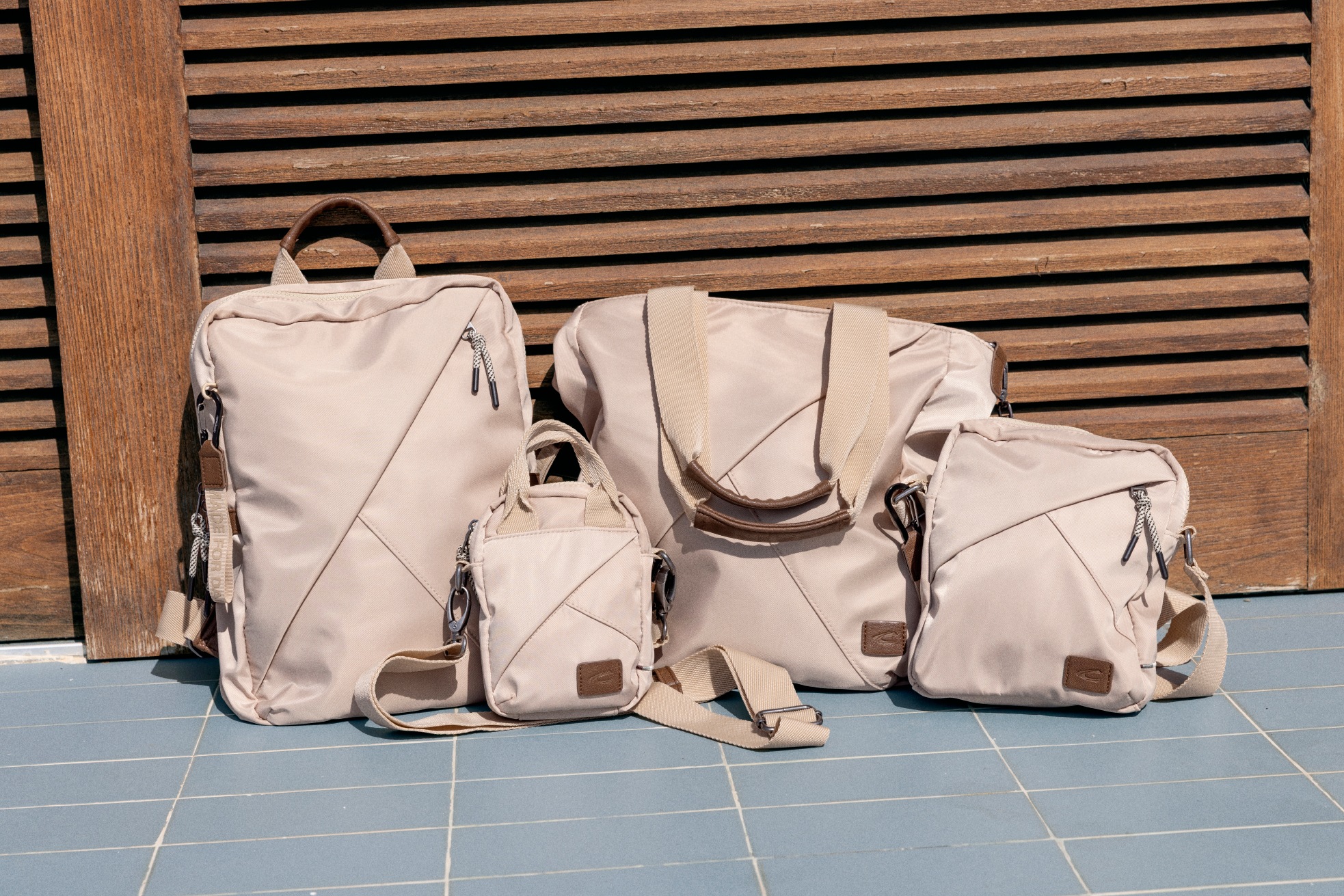 camel active Shopper »Aurum« aus recyceltem Polyester in Nylonstruktur, leicht & mit feinen Details