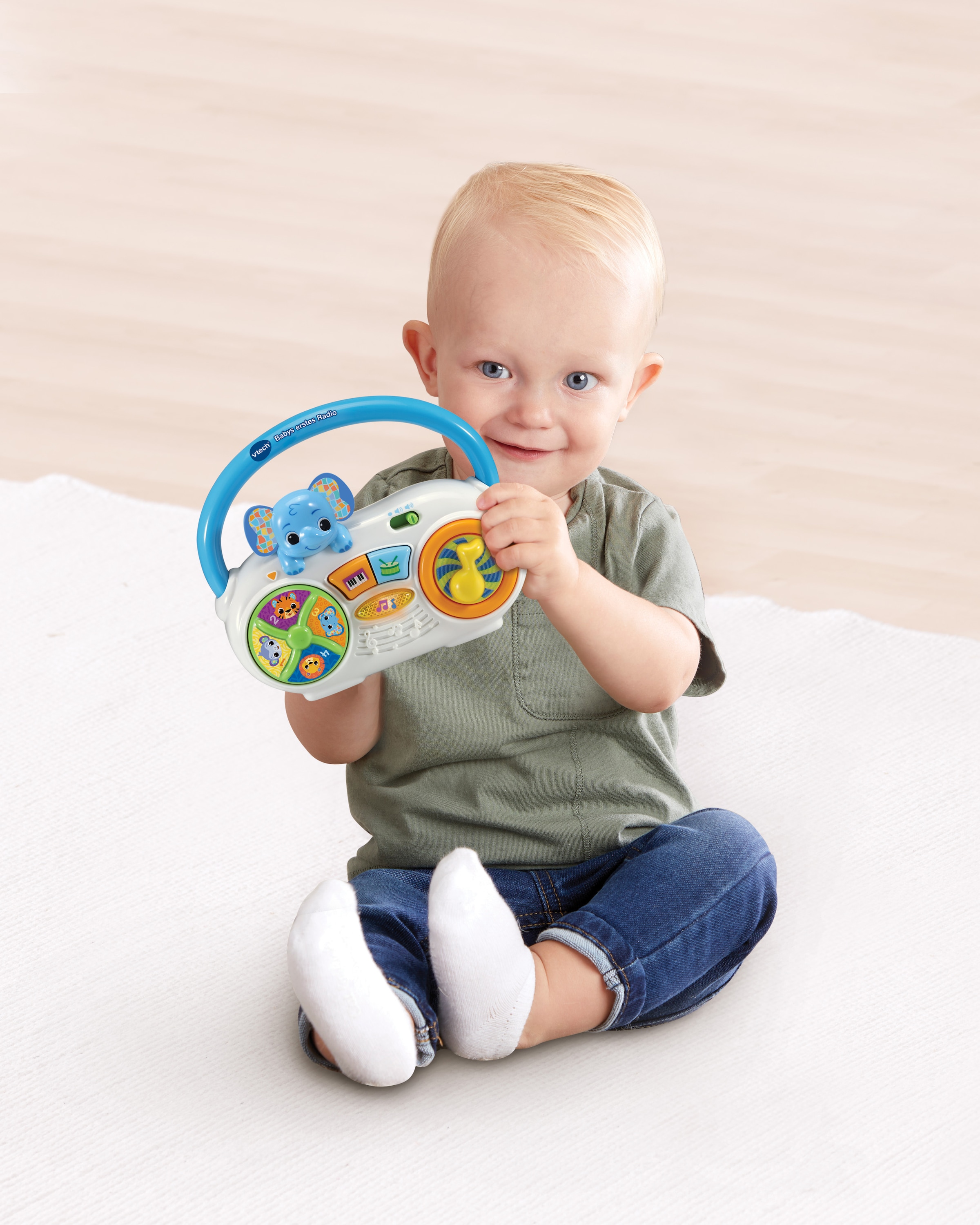 Vtech® Lernspielzeug »VTechBaby, Babys erstes Radio«, mit Licht und Sound