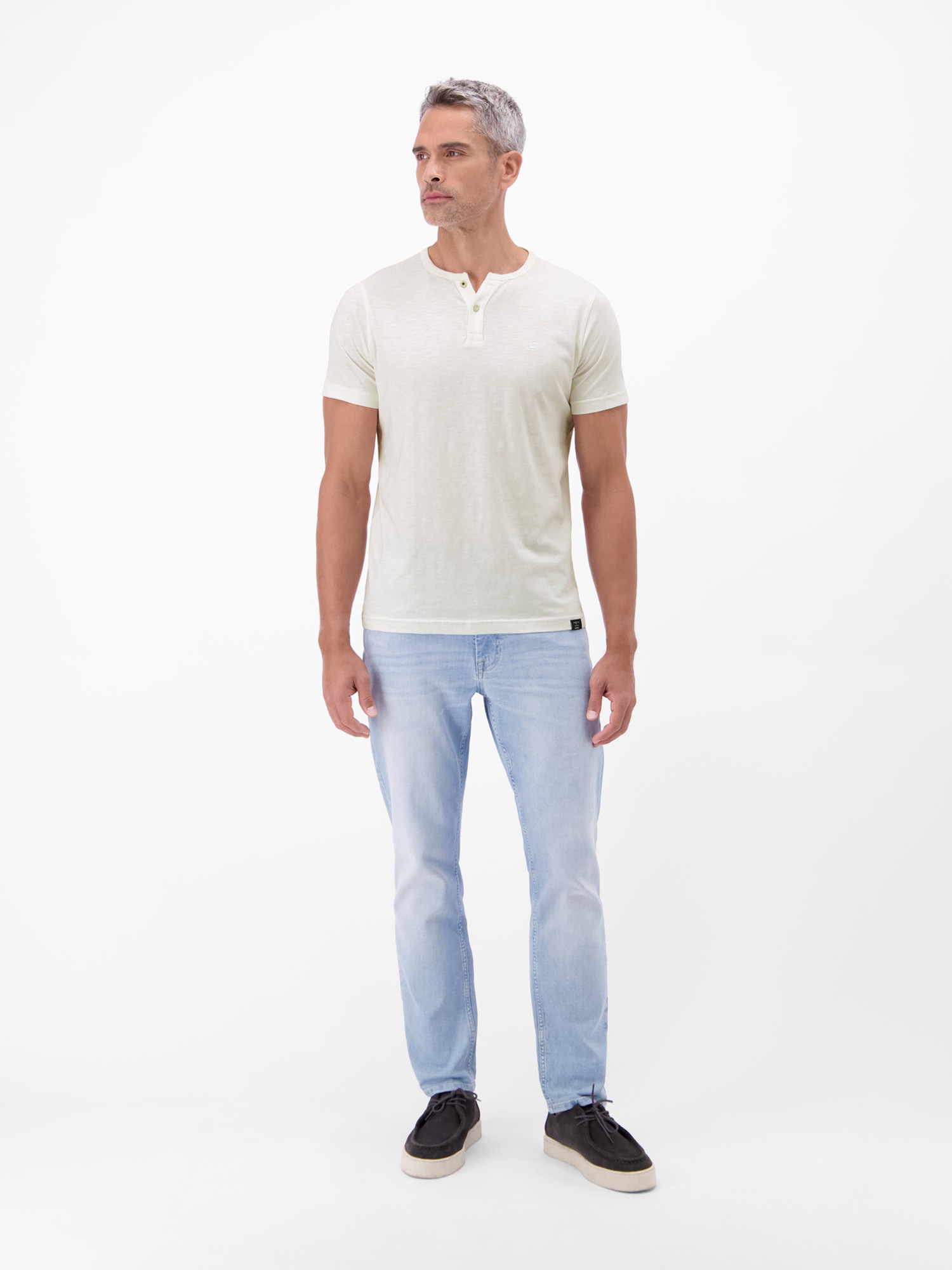 LERROS T-Shirt »T-Shirt mit Rundhalsausschnitt und Knopfleiste«