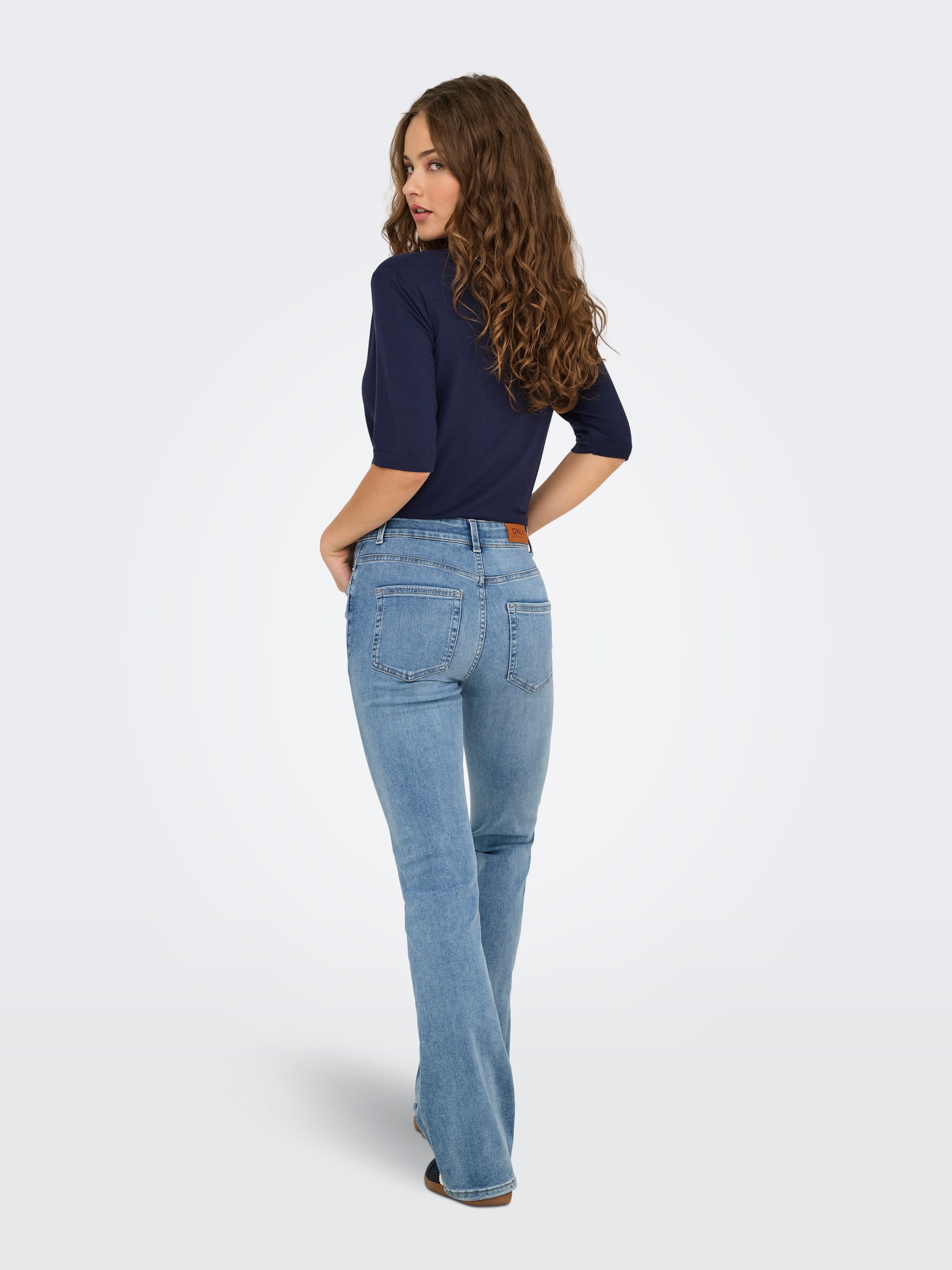 ONLY Bootcut-Jeans »ONLBLUSH MID WAIST FLARED DNM«
