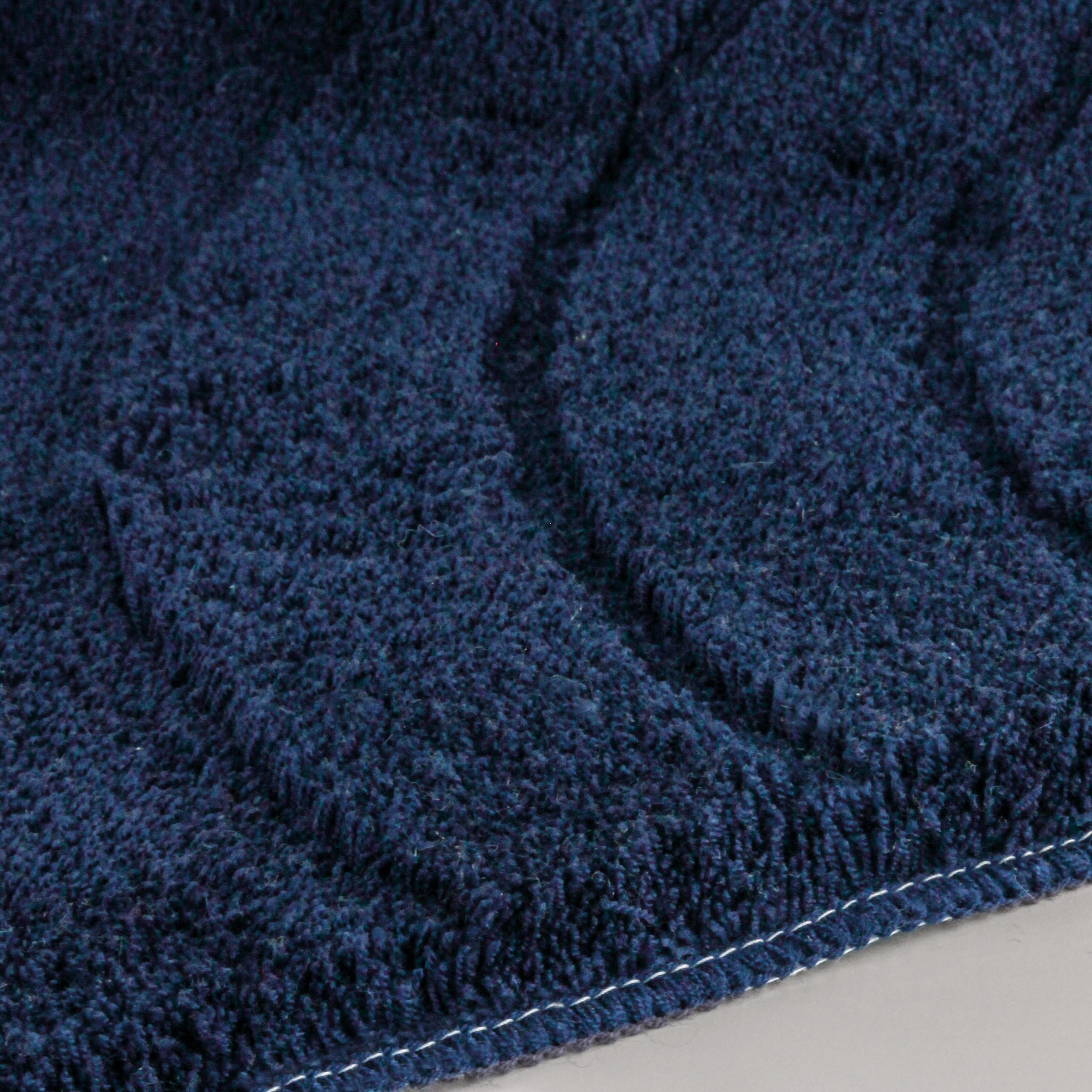 Kleine Wolke Badematte »»Saturn«, Badvorleger, Badezimmer Teppich« Höhe 25 mm rutschhemmend beschichtet fußbodenheizungsgeeignet Badteppich, Uni Farben, modernes Design, Hoch-Tief Effekt