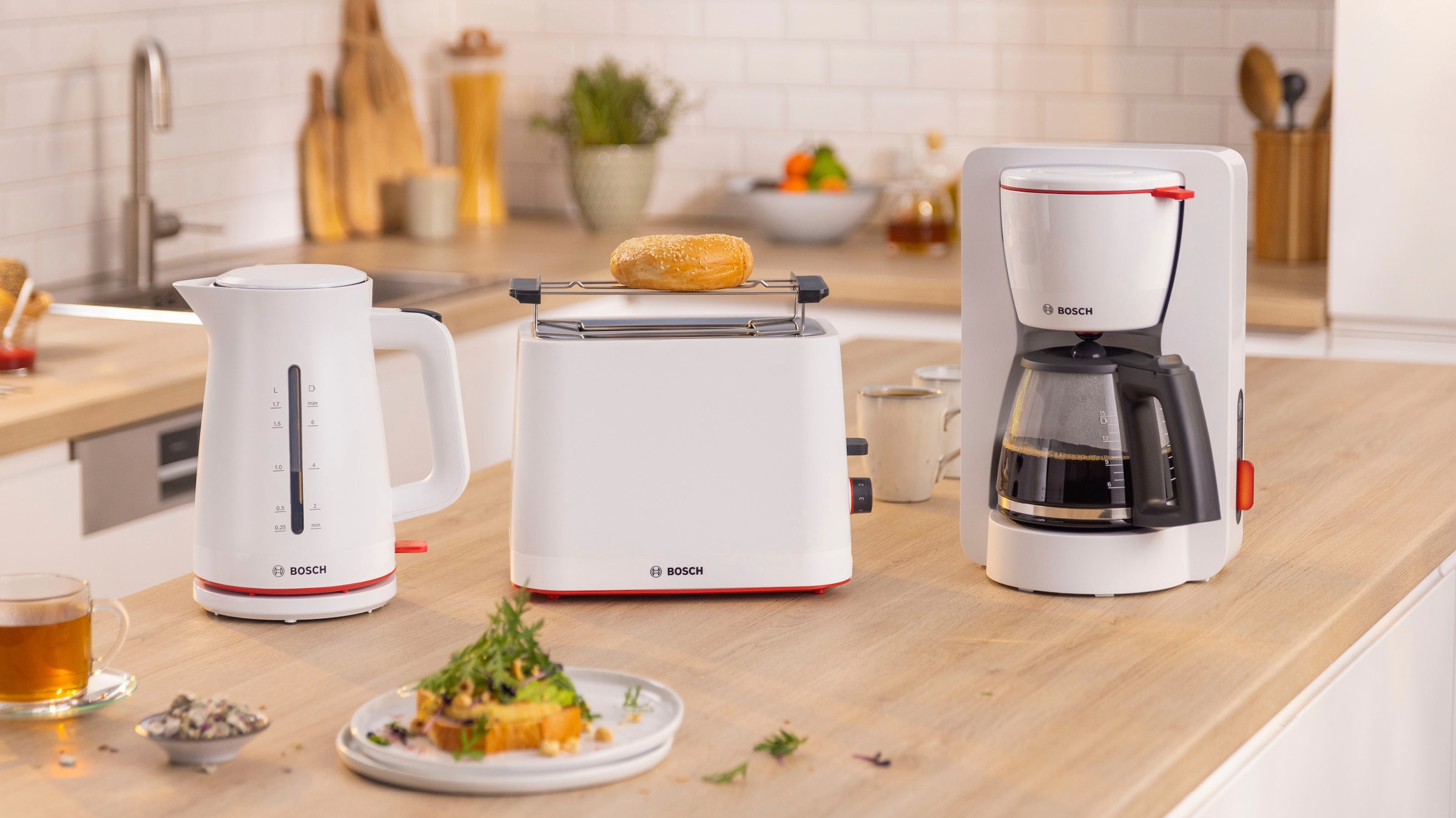 BOSCH Filterkaffeemaschine »MyMoment TKA3M131«, 1,25 l Kaffeekanne, Papierfilter, 1x4, 60min Warmhaltefunktion, Aroma intense, Entkalkungsprogramm, 1200 W