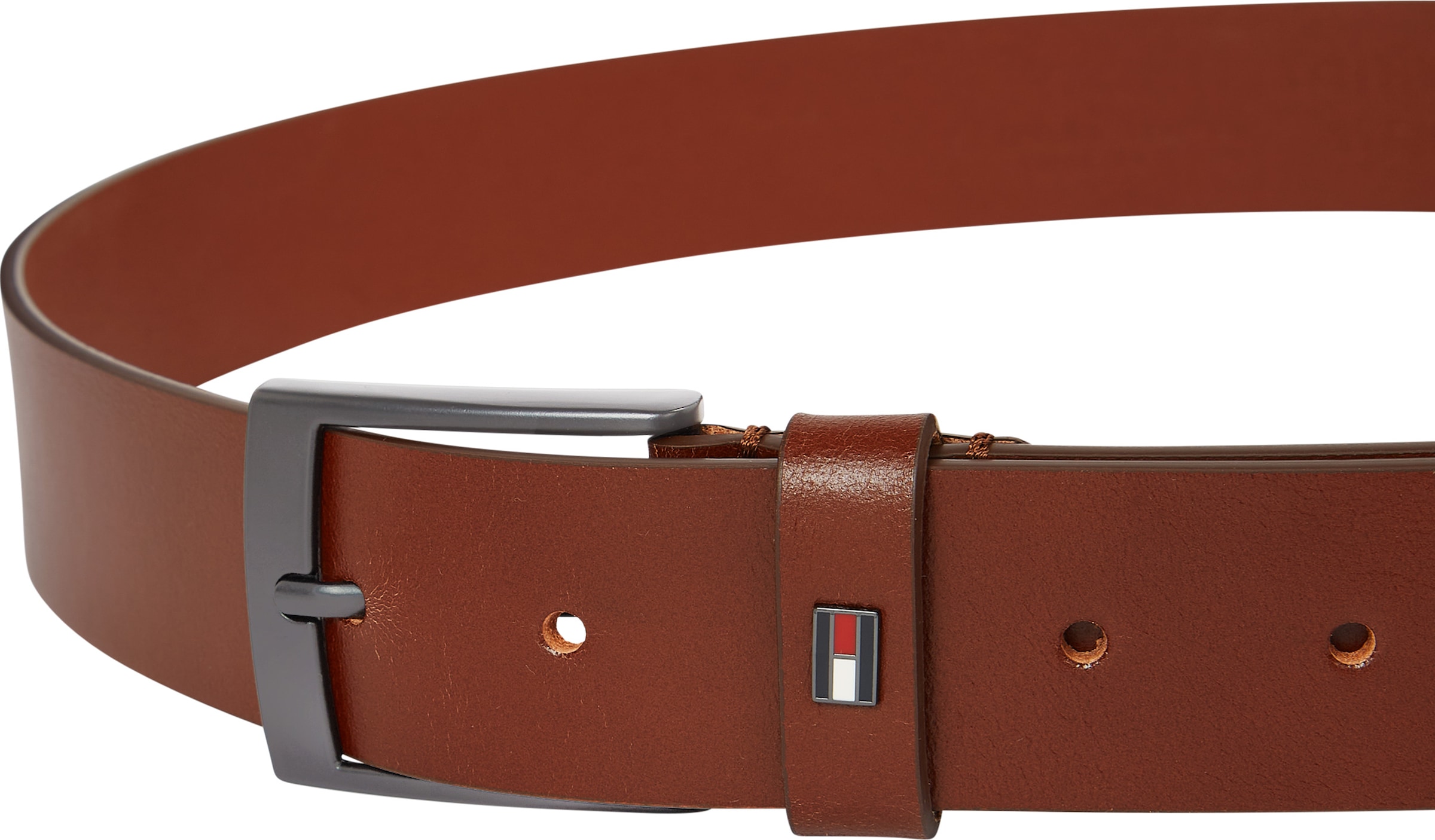 Tommy Hilfiger Ledergürtel »ADAN 3.5 cm breit EXT« Metalllogopatch, Einfachdornschnalle