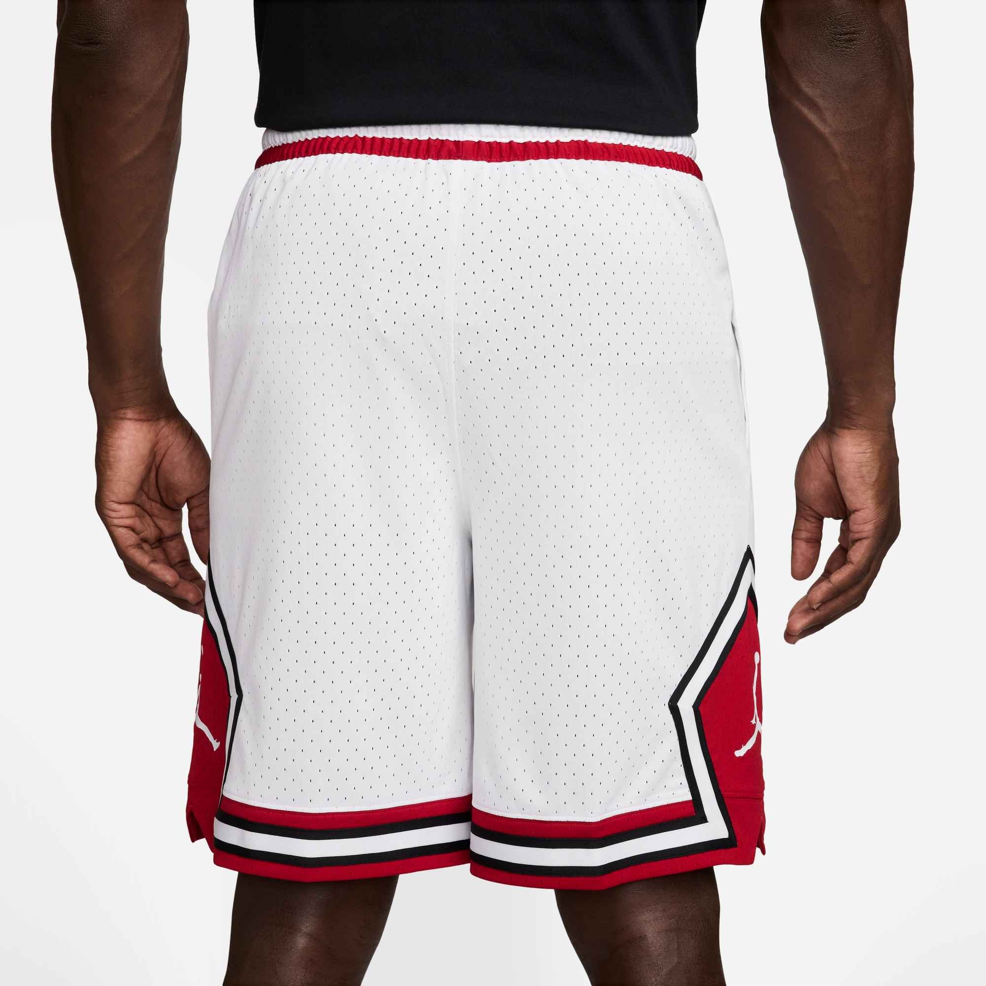 Jordan Trainingsshorts »Jordan Sport Men's Dri-FIT 9" Diamond Shorts«  mit elastischem Bund mit Kordelzug, aus Mesh-Material, gerade Passform