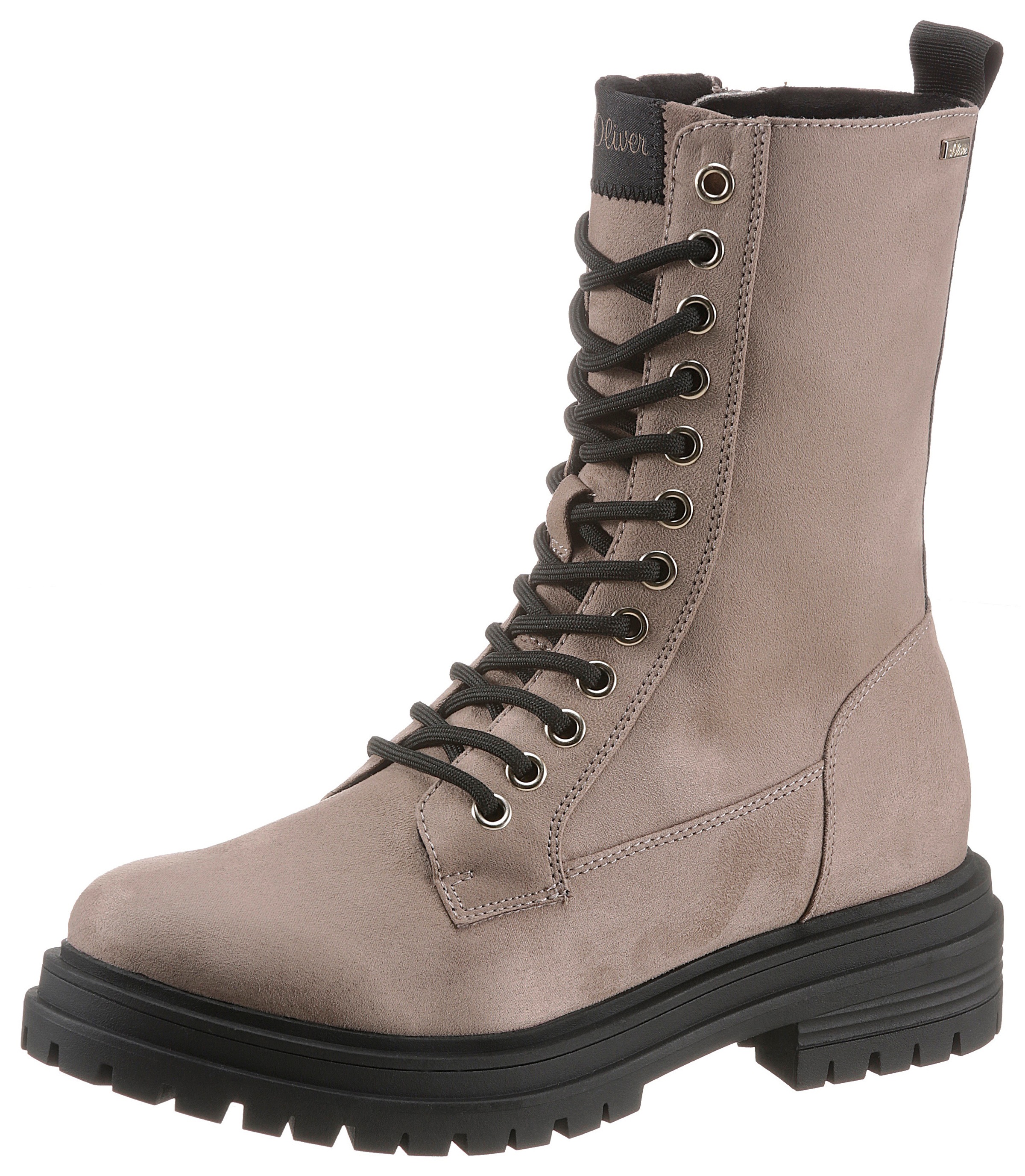 s.Oliver Schnürboots, mit zweckmäßiger Anziehlasche