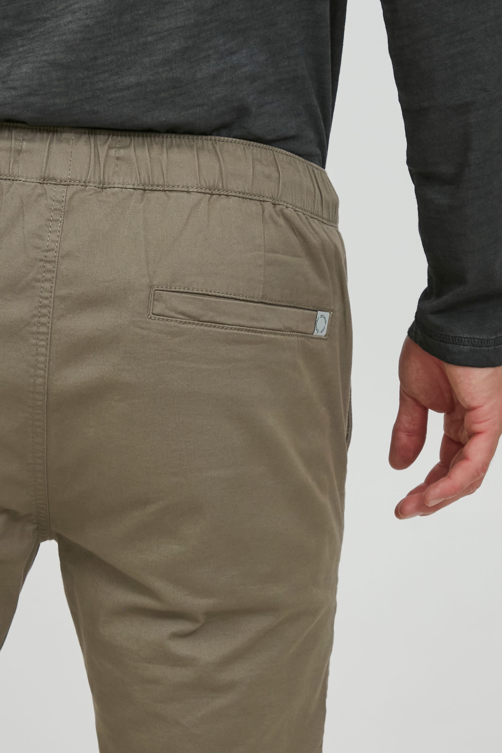 11 Project Chinohose »Chinohose PRLouis«