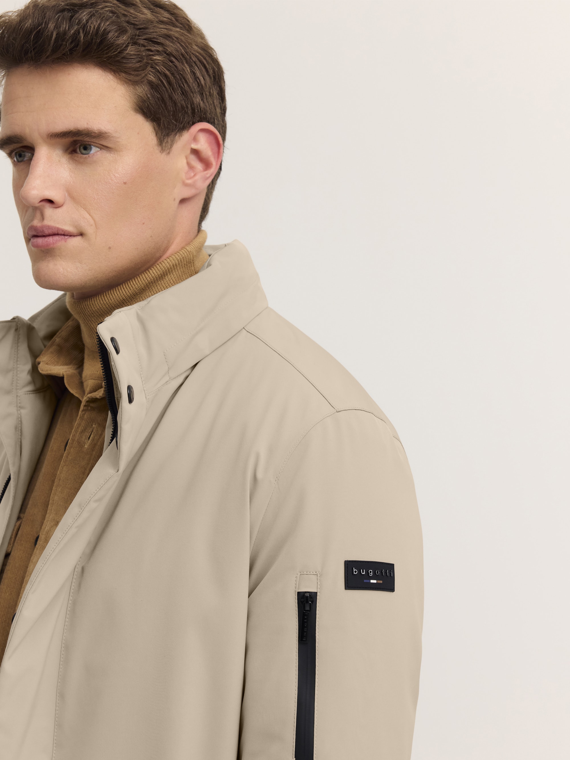 bugatti Kurzjacke »Regular Fit« mit Kapuze Regular Fit Sorona Stehkragen Kapuze