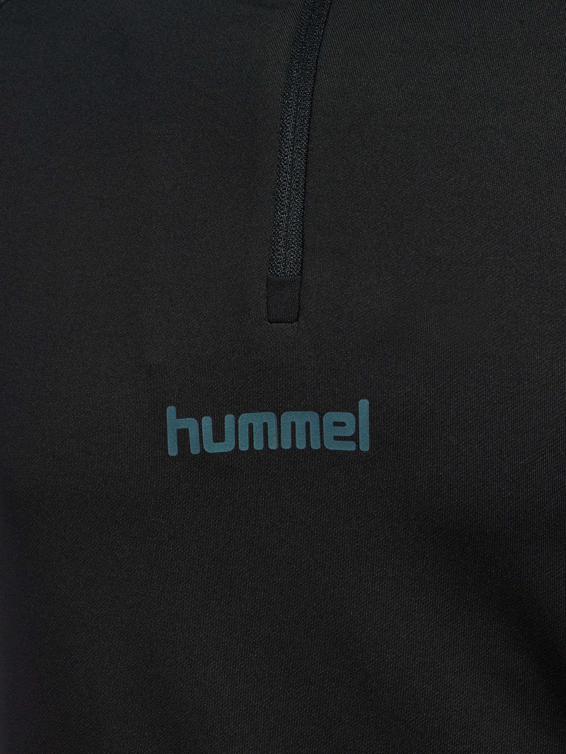 hummel Trainingsshirt »HMlBLAZE26 PRO TRAINING HALF ZIP« mit Daumenloch, aus Polyester und Elasthan, normaler Schnitt