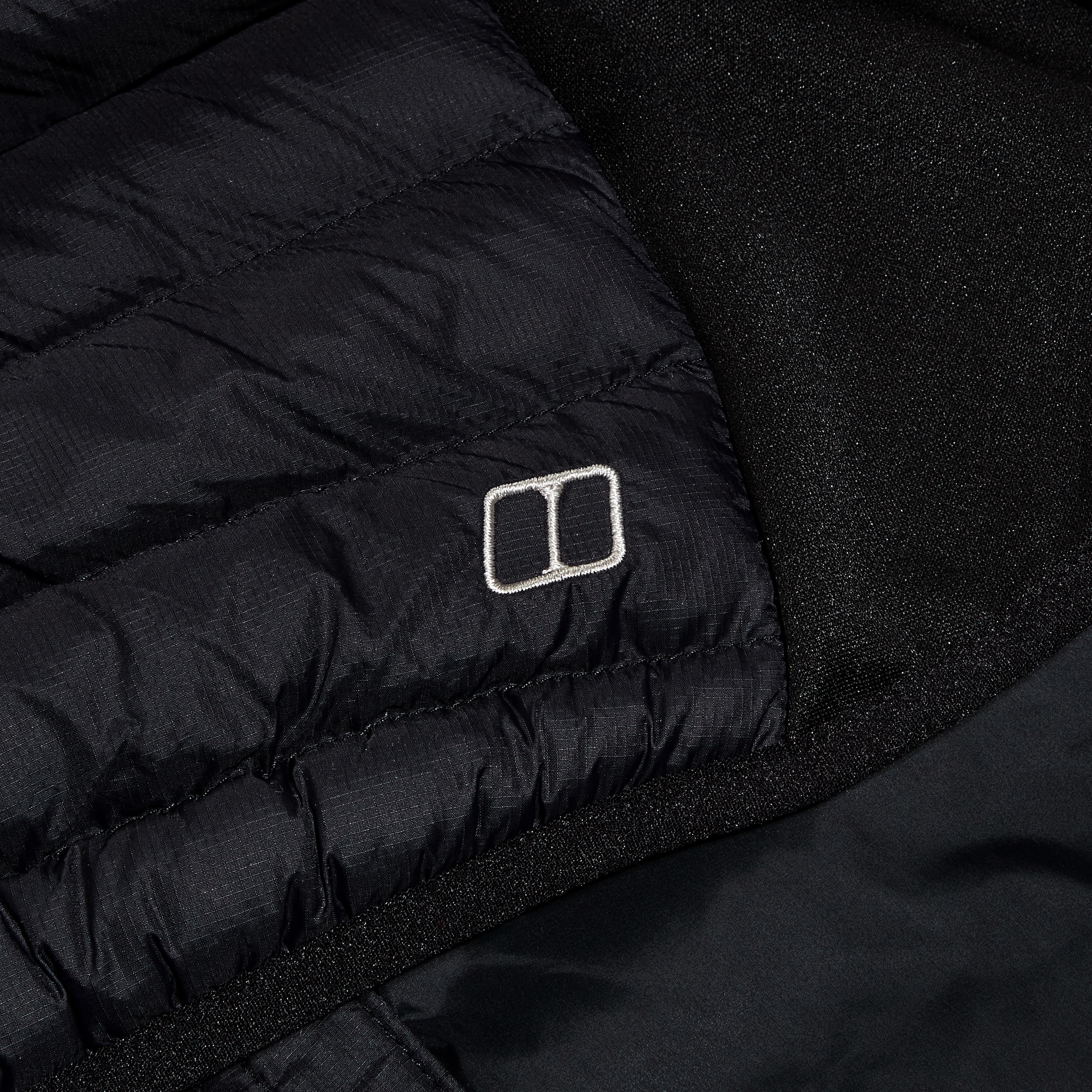 Berghaus Hybridjacke »VASKYE HOODED HYBRID JACKET« mit Kapuze mit Kapuze mit Kinnschutz, wasserabweisend und windabweisend
