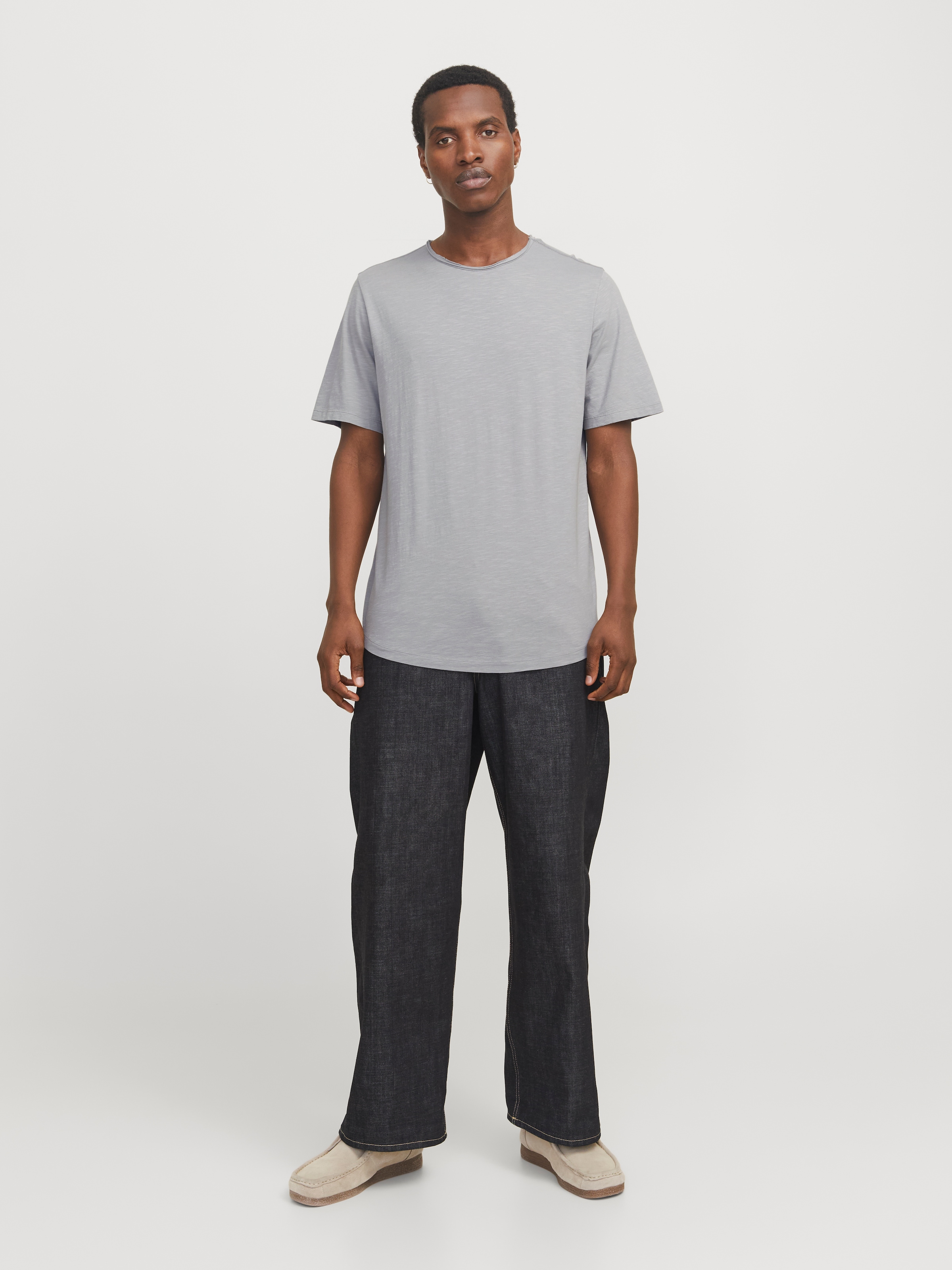 Jack & Jones Rundhalsshirt »JJEBASHER TEE O-NECK SS NOOS«, mit Rundhalsausschnitt