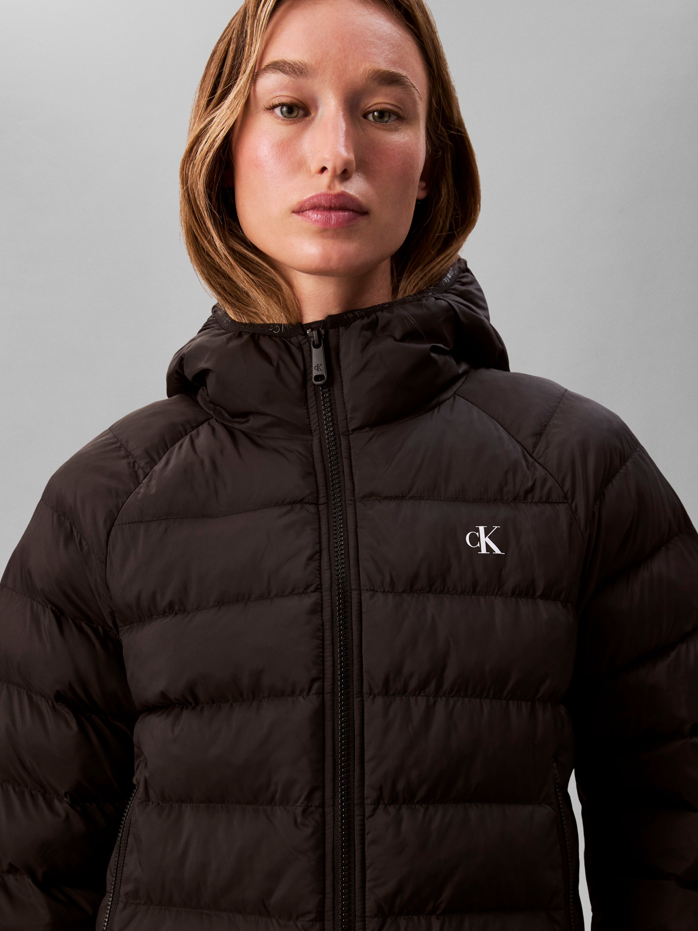 Calvin Klein Jeans Steppjacke »LGHTWGHT QLTD JCKT P«, mit Kapuze, Mit Rundhalsausschnitt