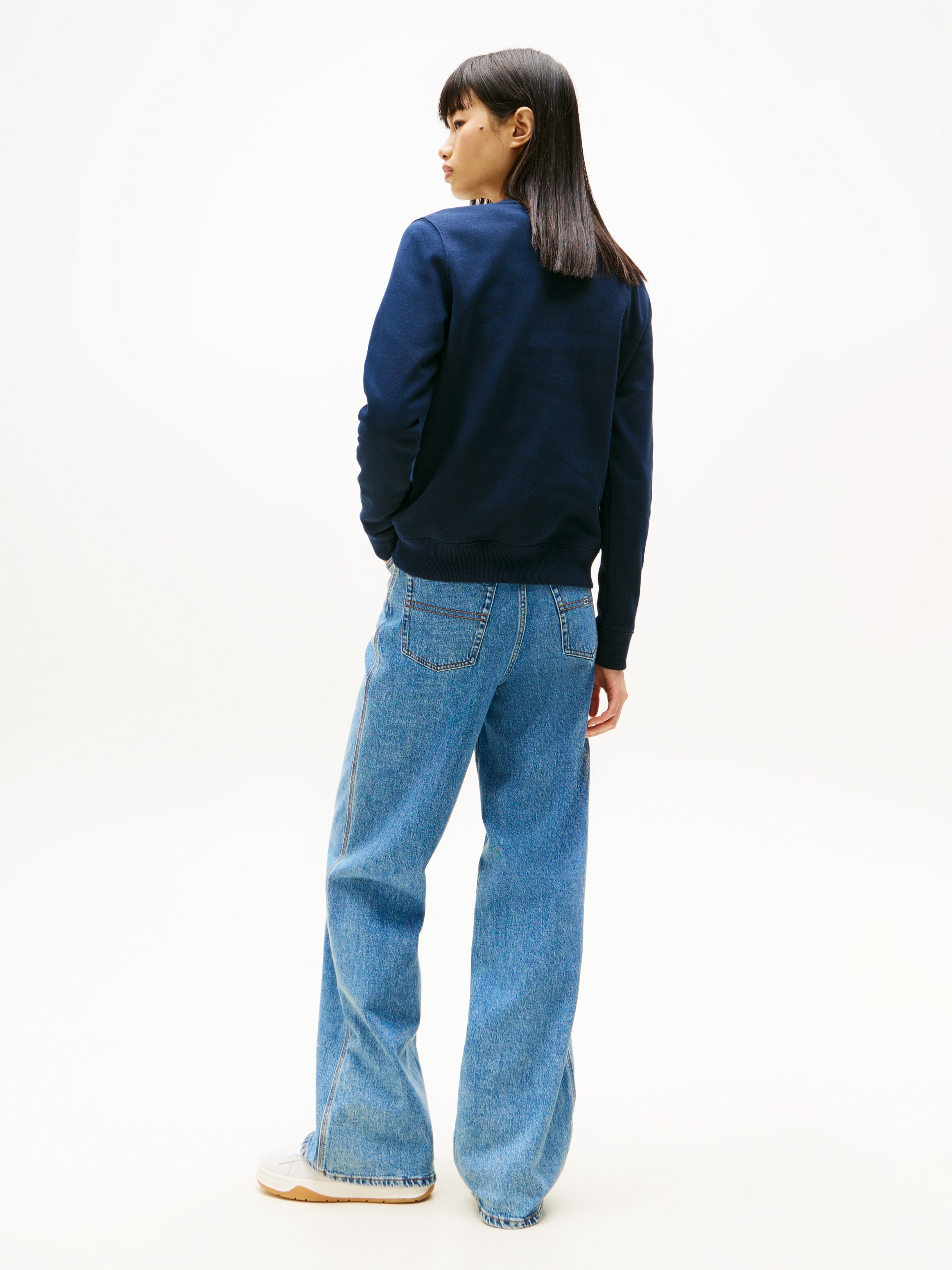 Tommy Jeans Sweatshirt »TJW REG S FLAG CREW«, mit Logostickerei