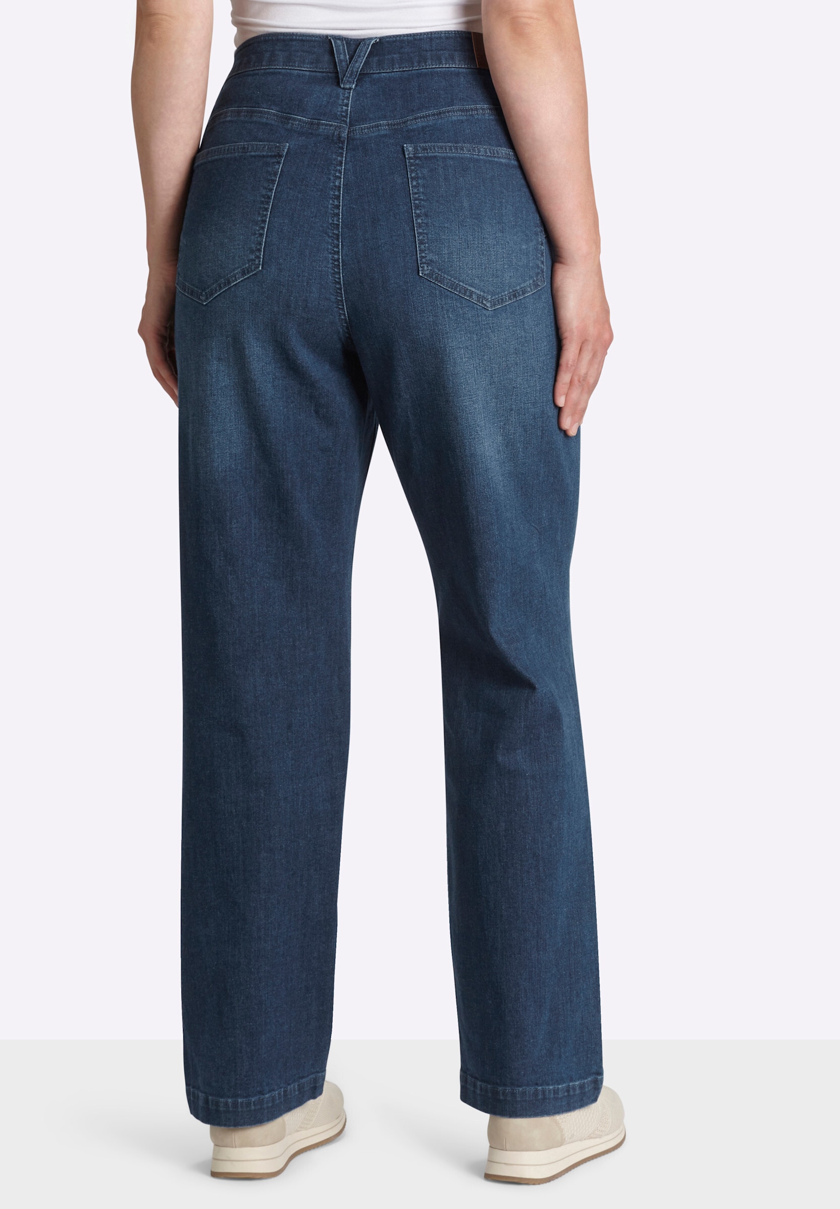 Sheego 5-Pocket-Jeans »Jeans Jeans mit weitem Oberschenkel, im Barrel-Leg«