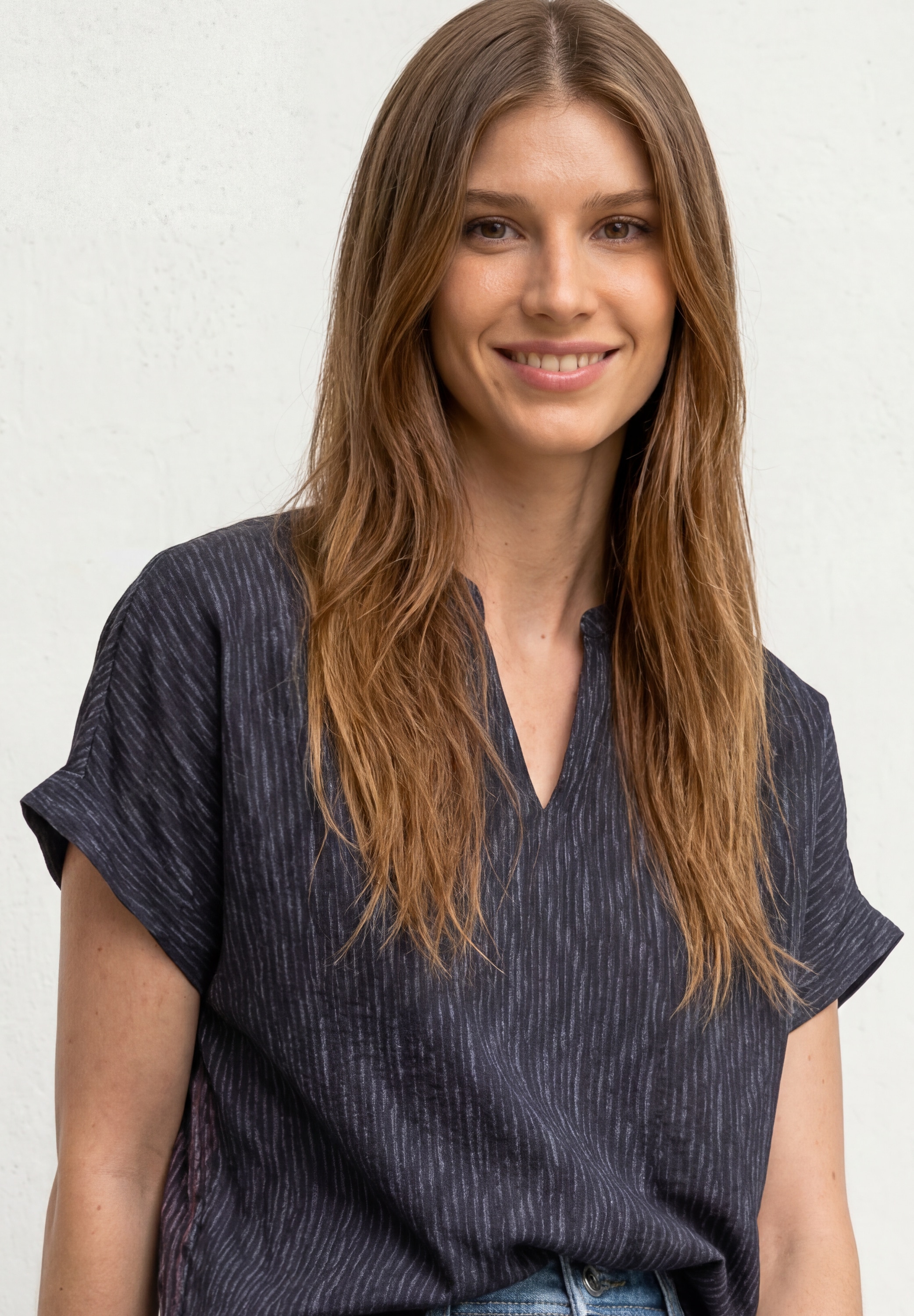 STREET ONE Kurzarmshirt Sommerbluse im Tunika-Look und mit grafischem Muster