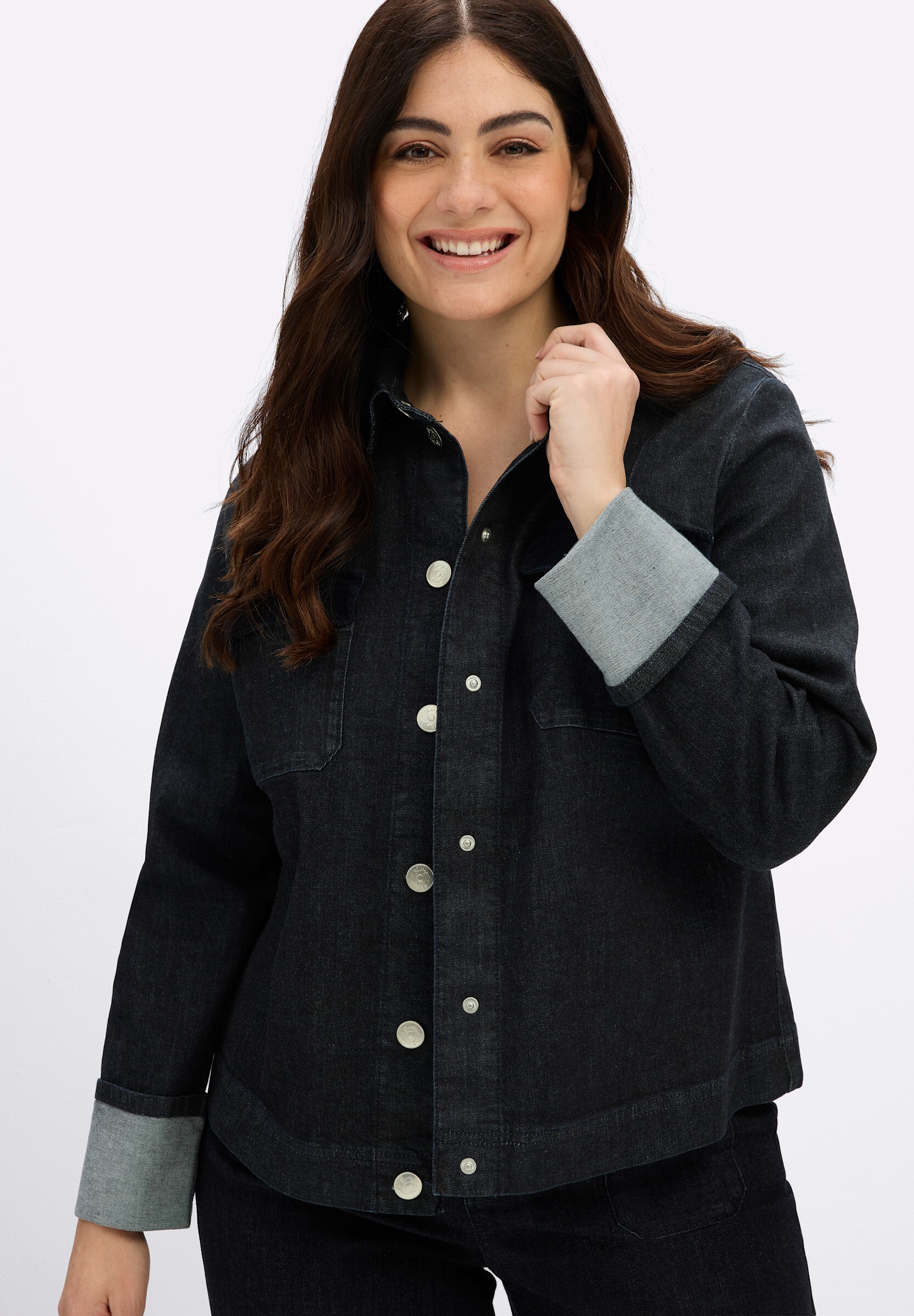 Sheego Jeansbluse »Jeansbluse Jeansbluse mit breitem Ärmelumschlag und Cord-Details«