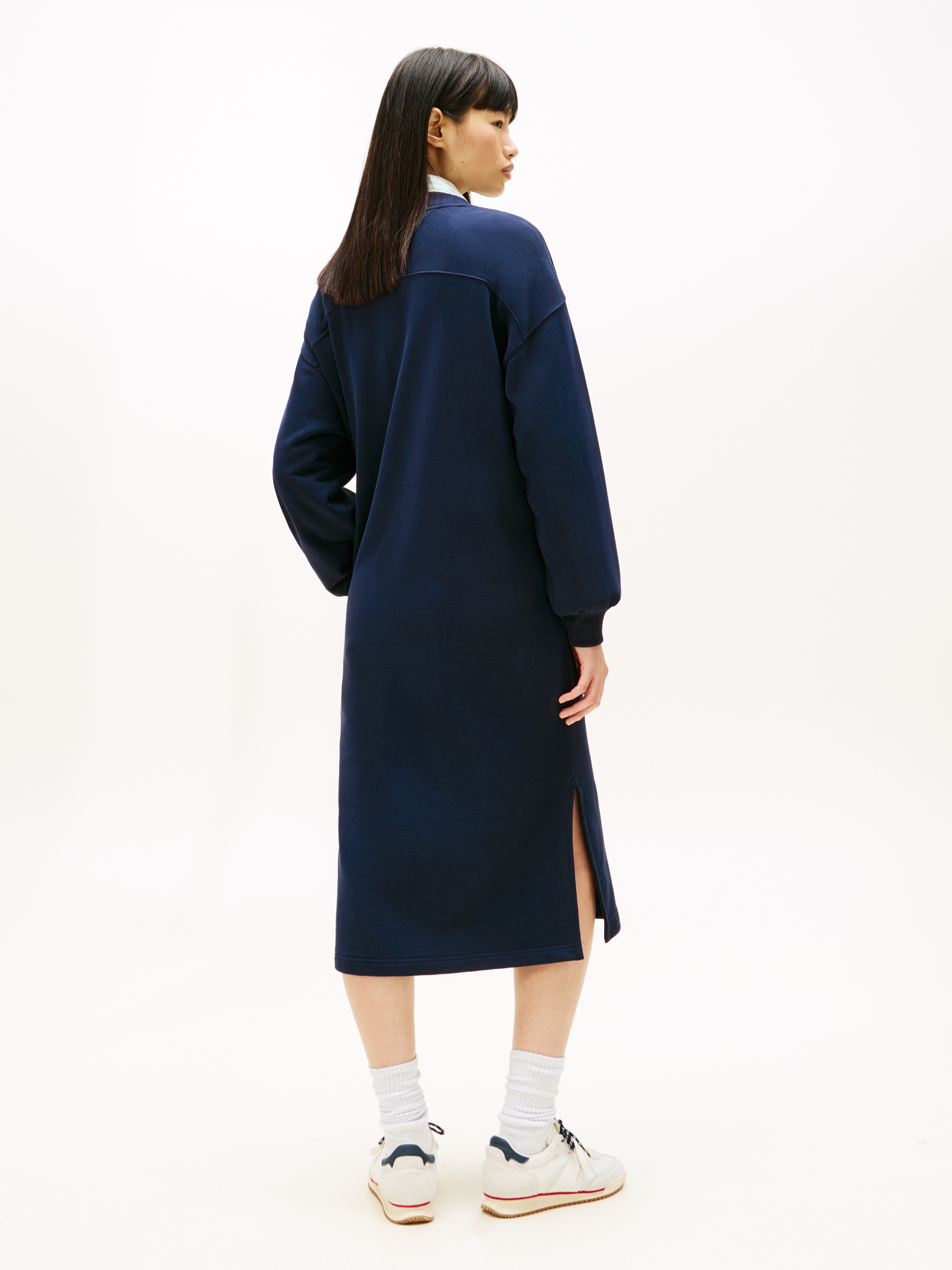 Tommy Jeans Sweatkleid »TJW BADGE SWEAT MIDI DRESS«