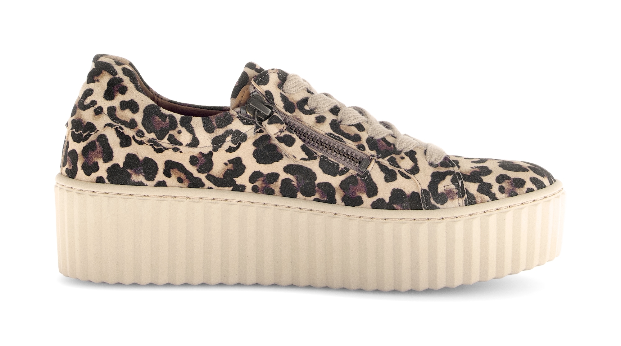 Gabor Plateausneaker  , Freizeitschuh, Halbschuh, Schnürschuh im trendigen Leo-Look