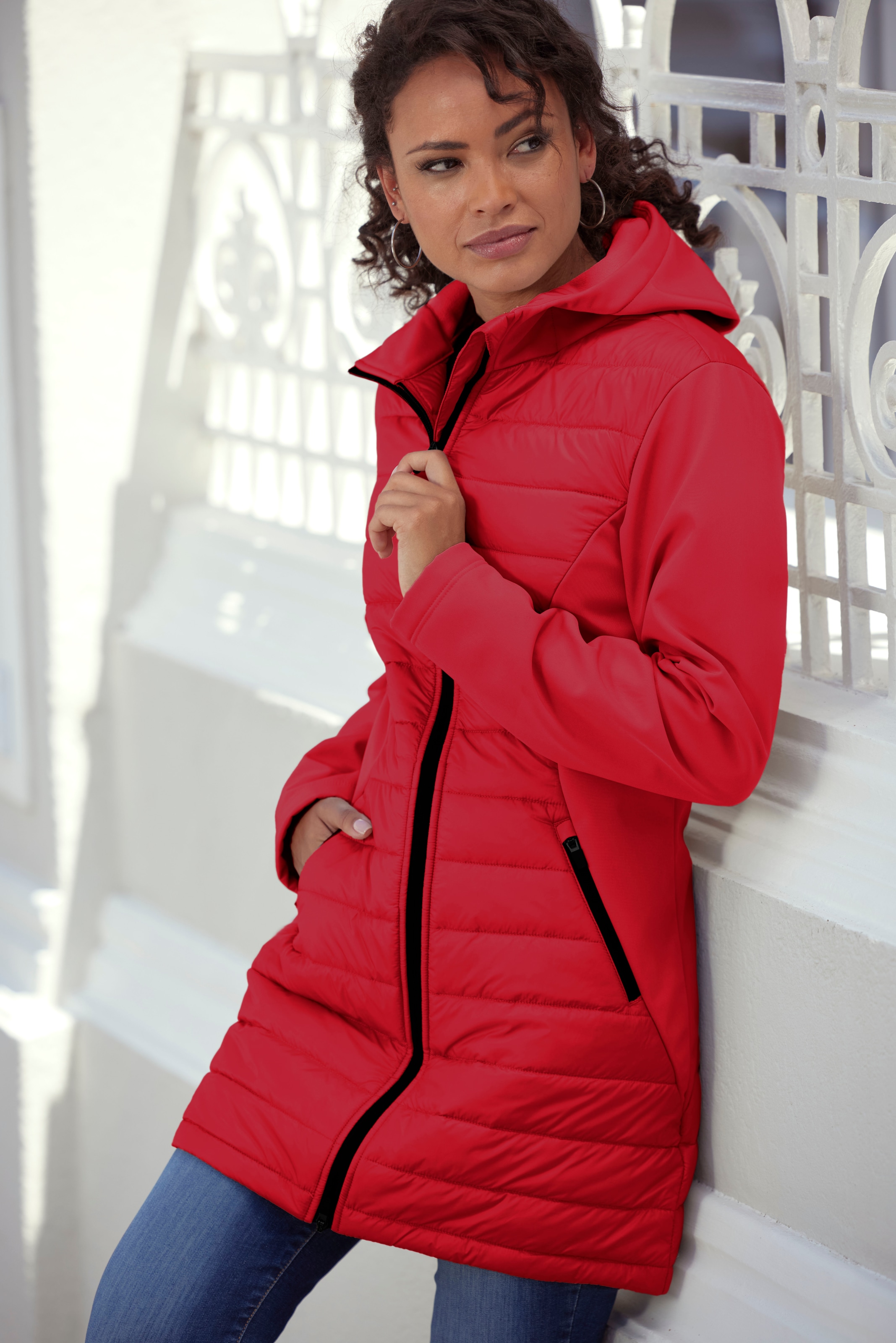 Vivance active Steppjacke, mit Kapuze, mit Ärmeln und Einsätzen aus Softshell-Material