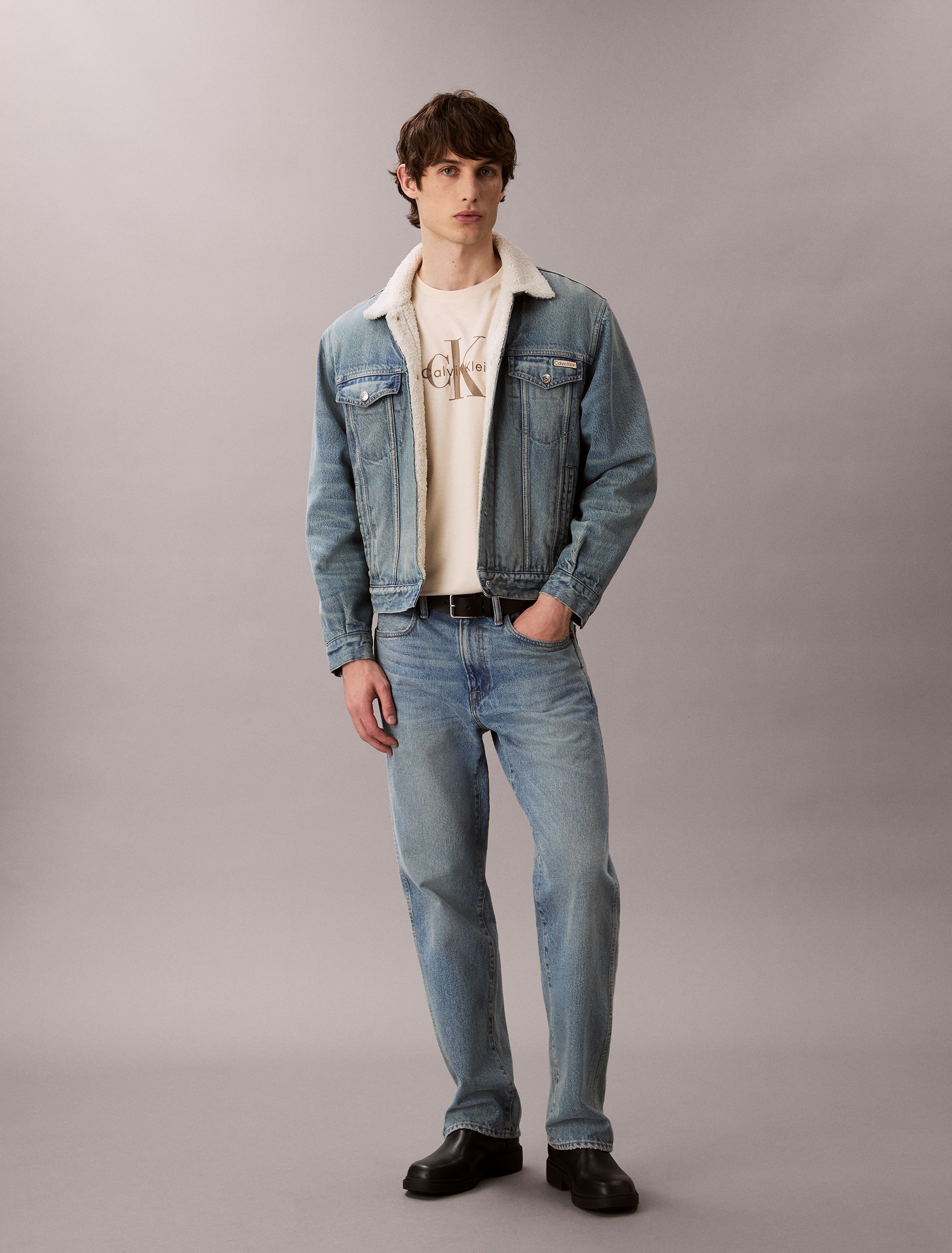 Calvin Klein Jeans T-Shirt »SS Hero Monologo Tee 20s«, Mit Rundhalsausschnitt, regular fit